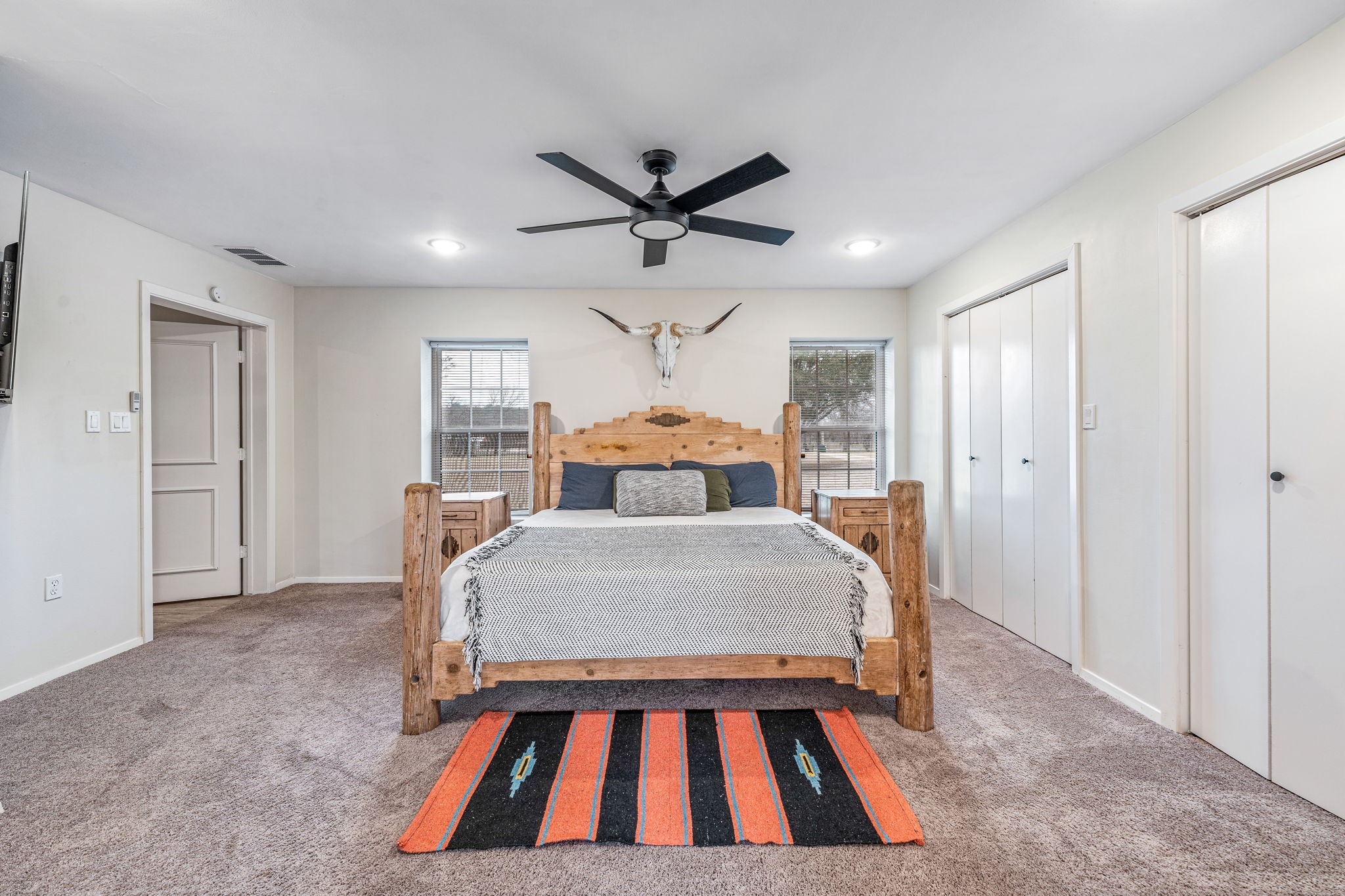 2622 N Highway 144