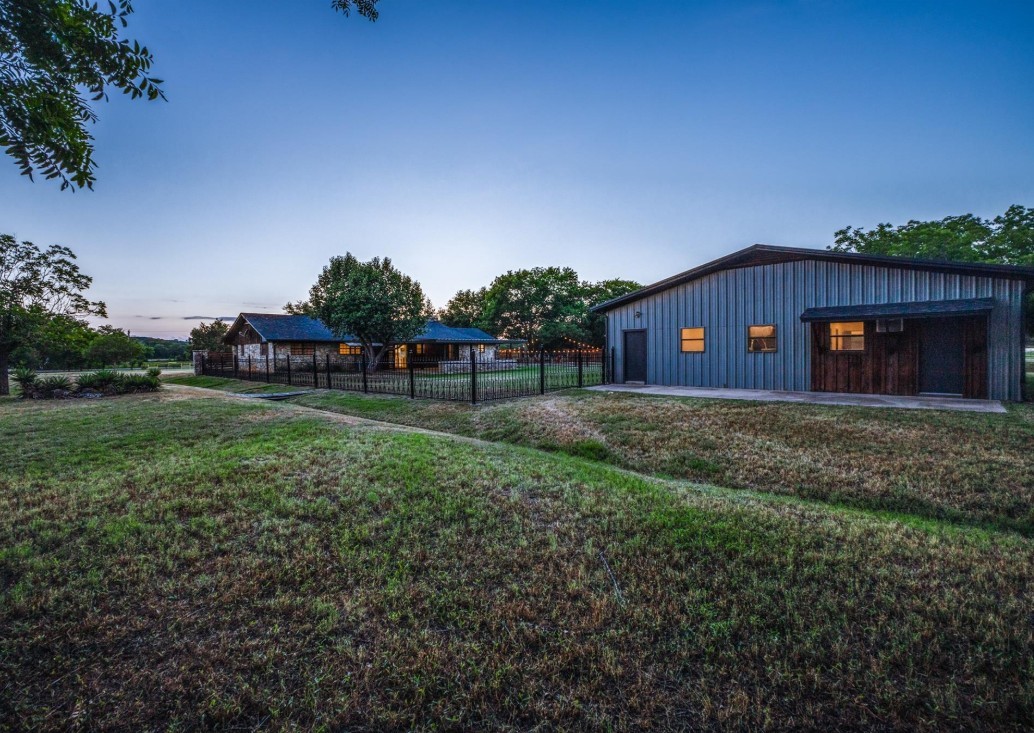 2622 N Highway 144