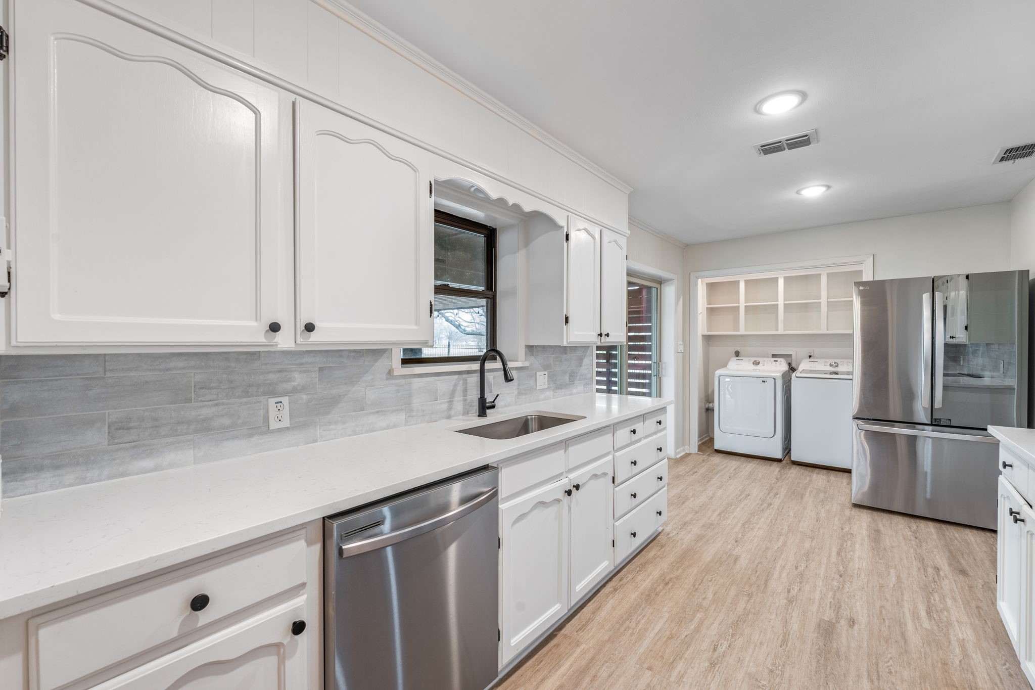2622 N Highway 144