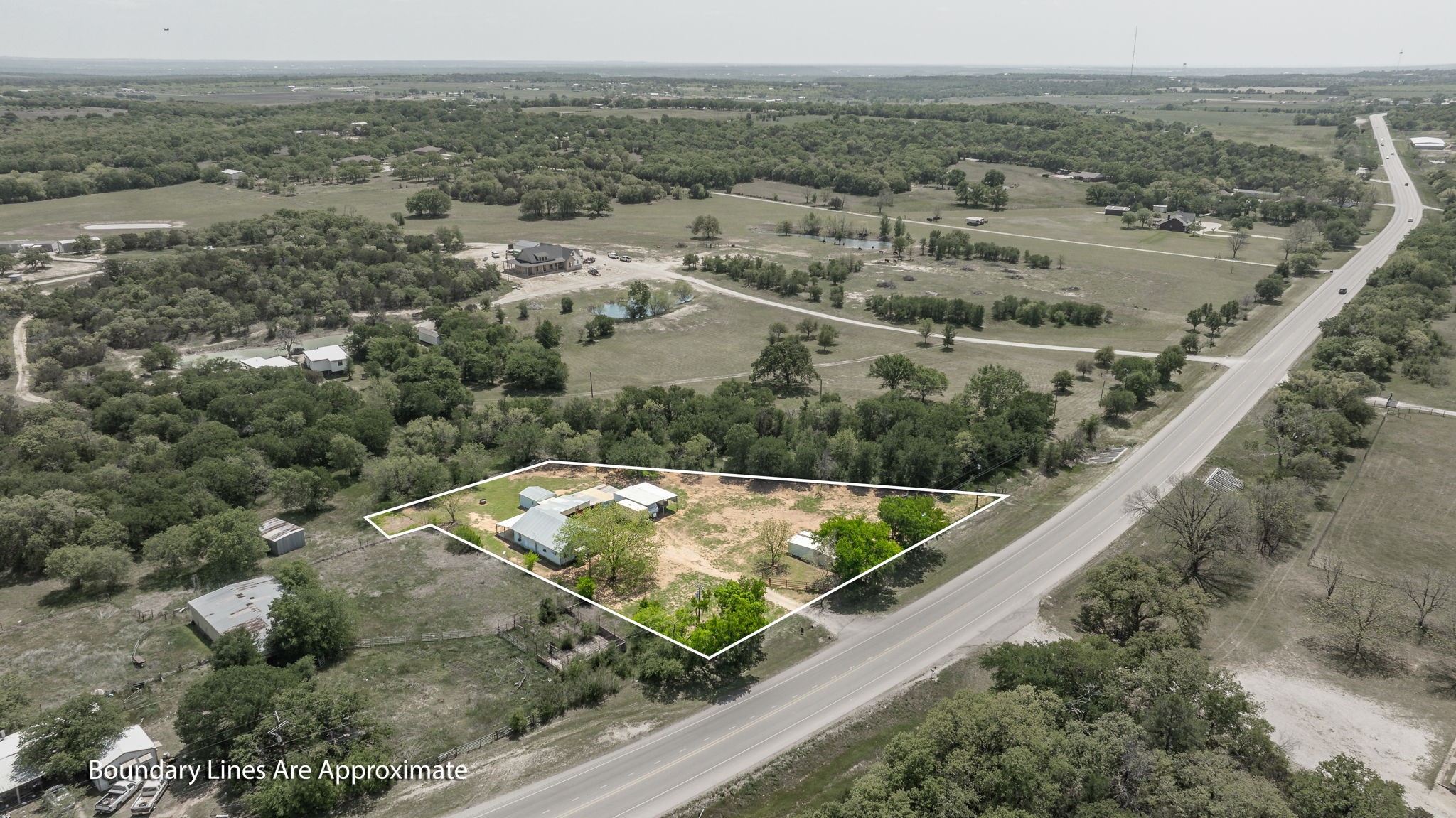 4820 N Highway 281