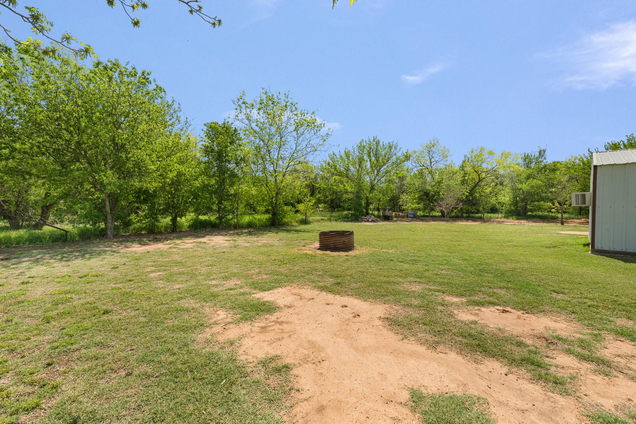 4820 N Highway 281