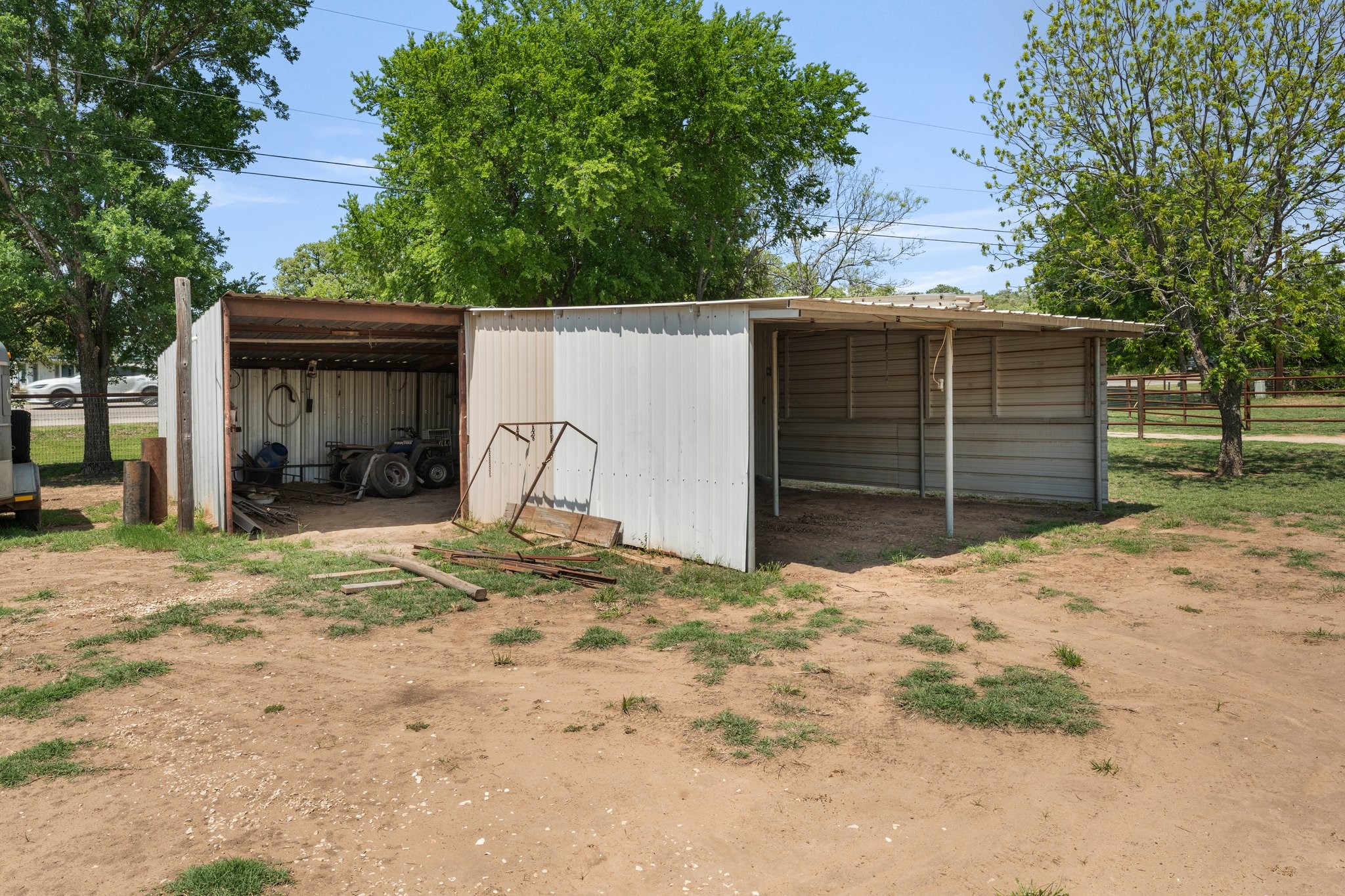 4820 N Highway 281