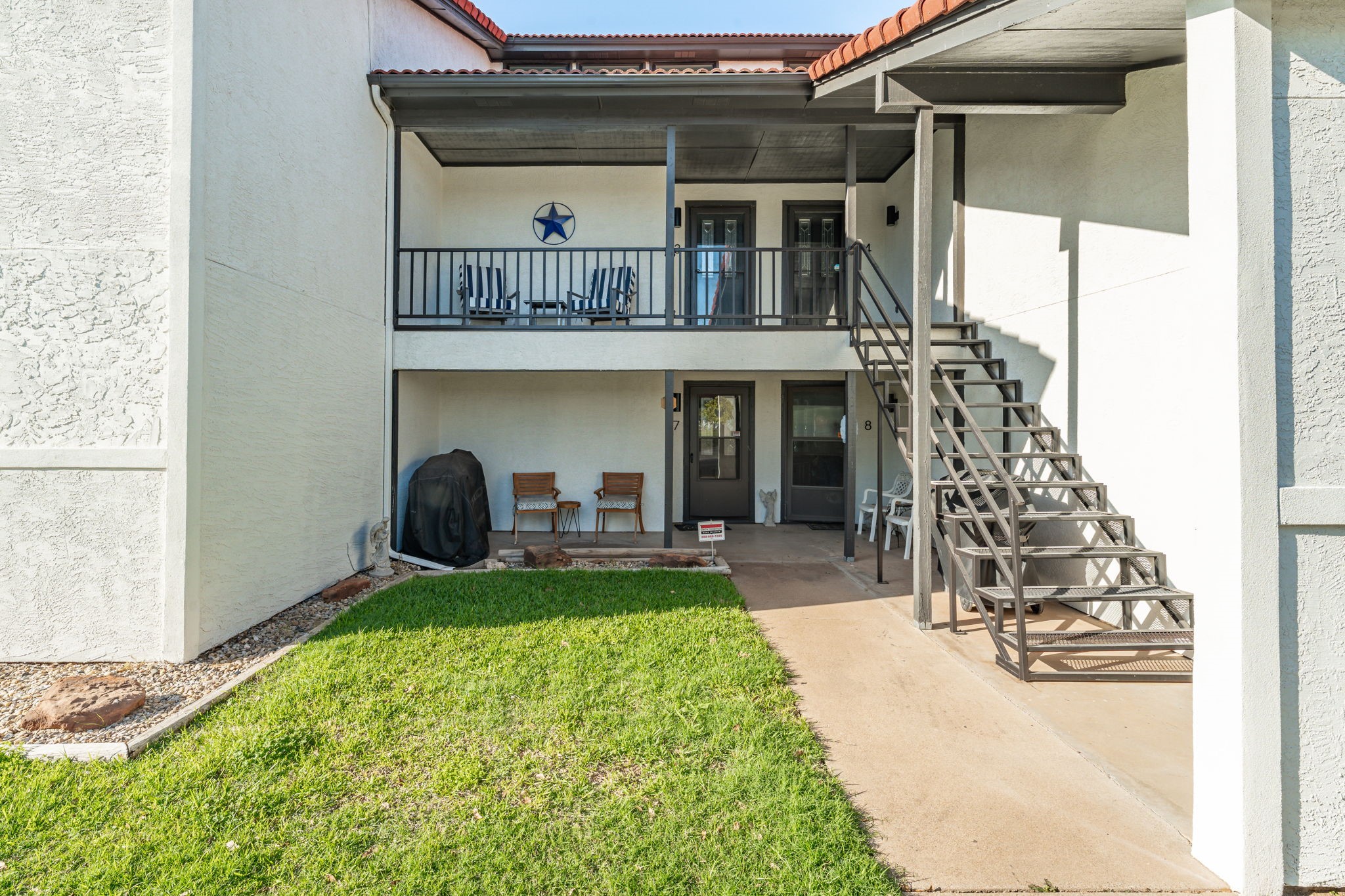 1441 Ponderosa Unit #3 Drive 3