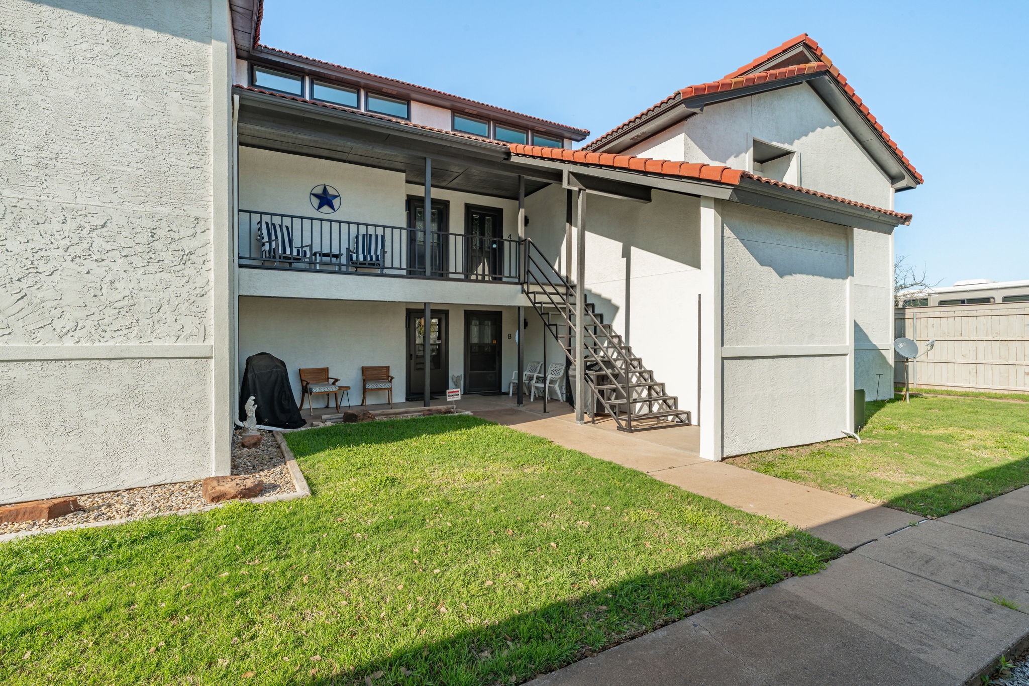 1441 Ponderosa Unit #3 Drive 3