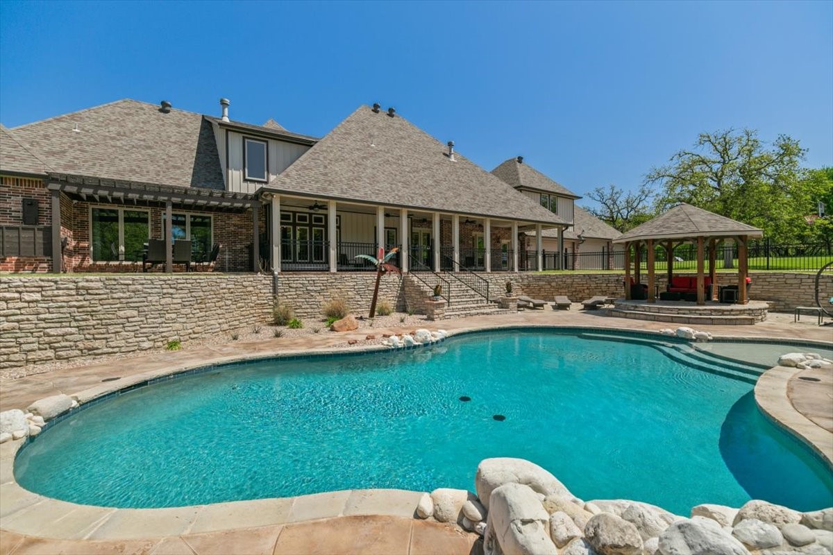 700 Temple Hall Highway