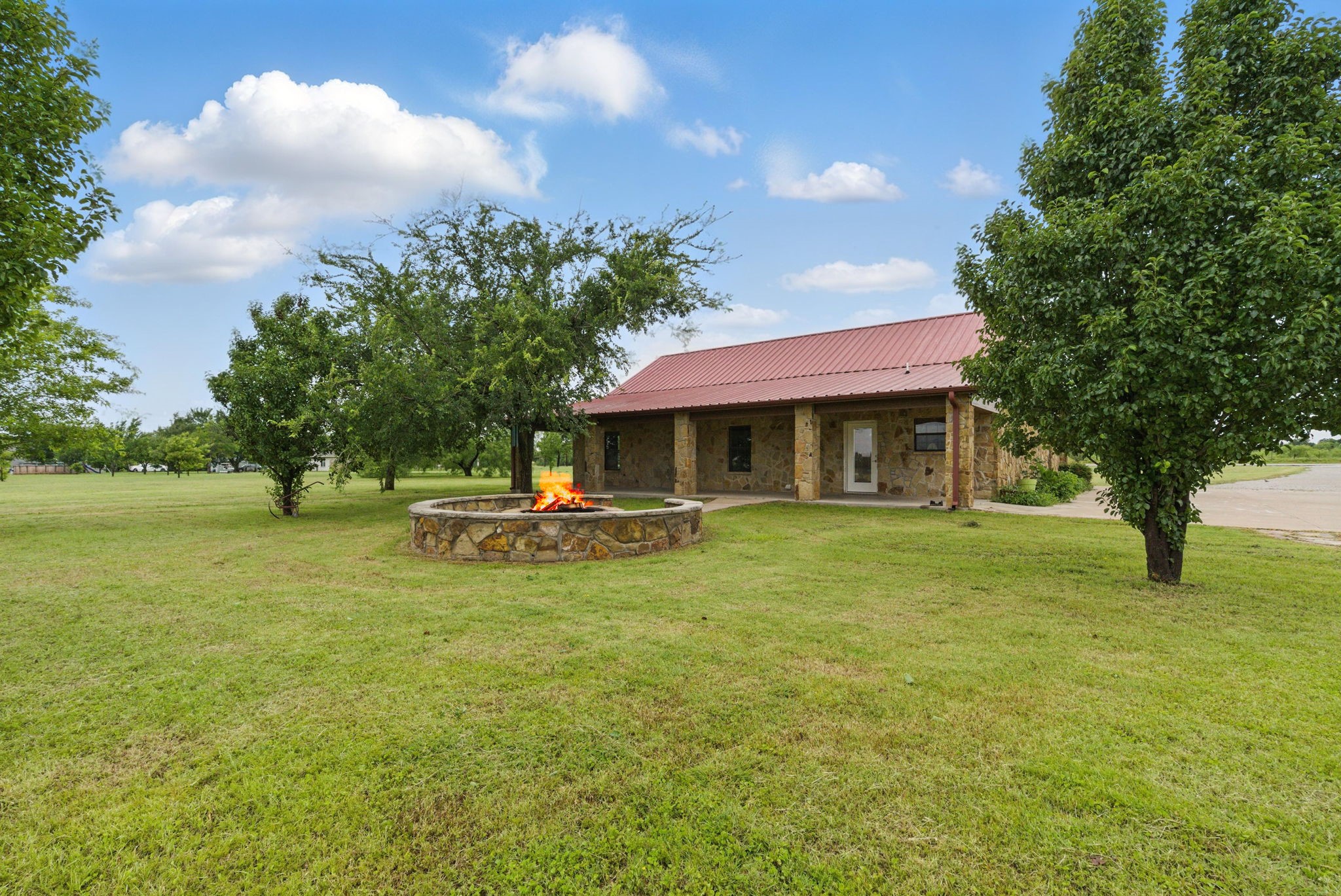 2790 Fairview Road