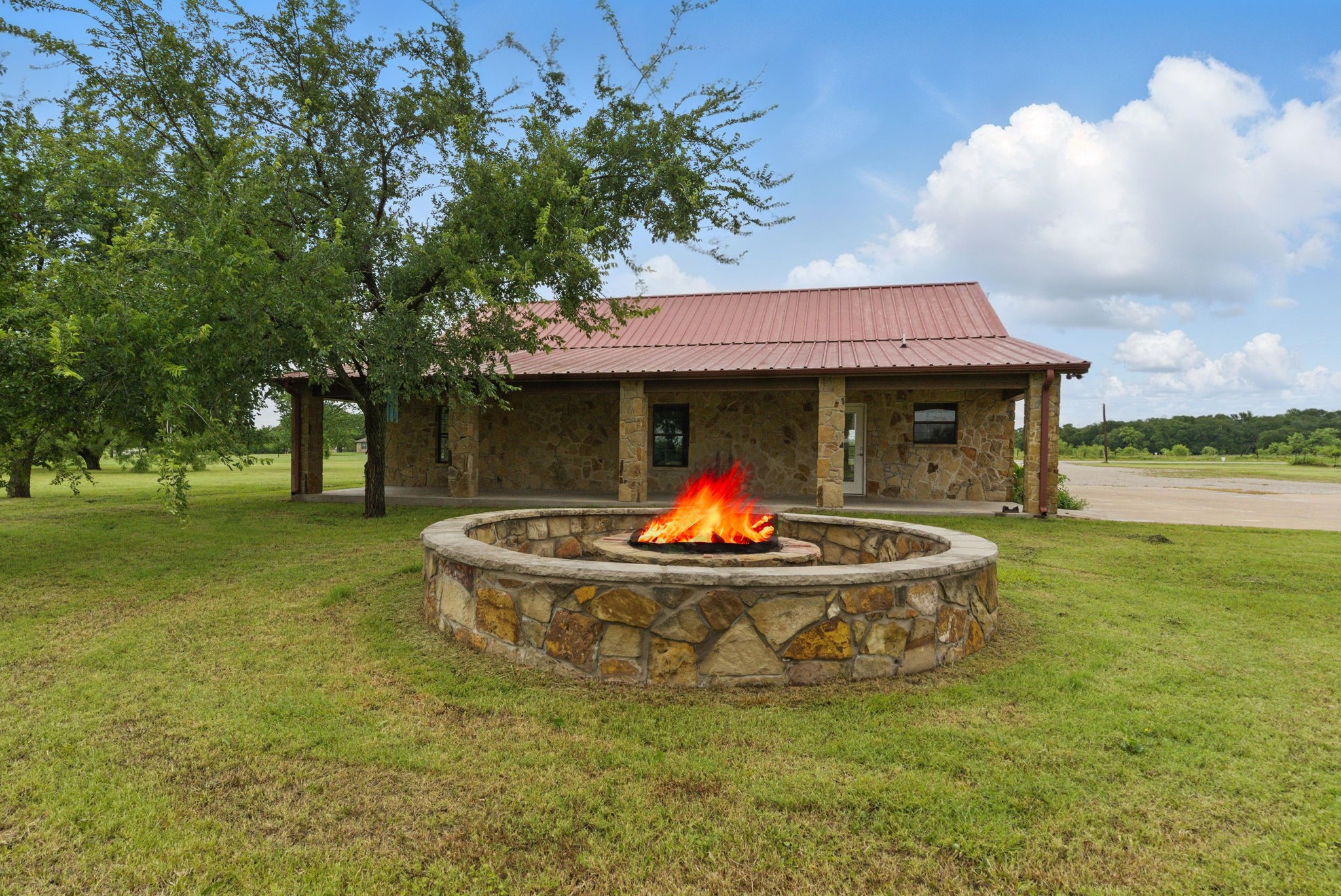 2790 Fairview Road