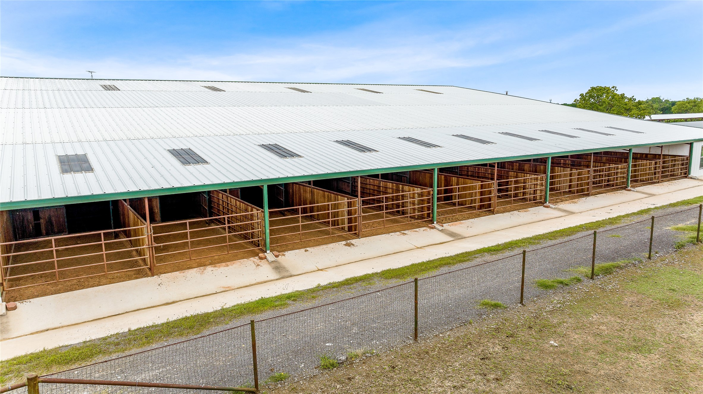 2283 US Highway 281 N