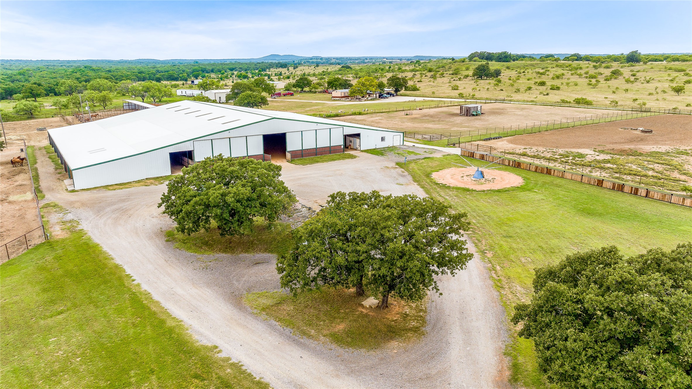 2283 US Highway 281 N