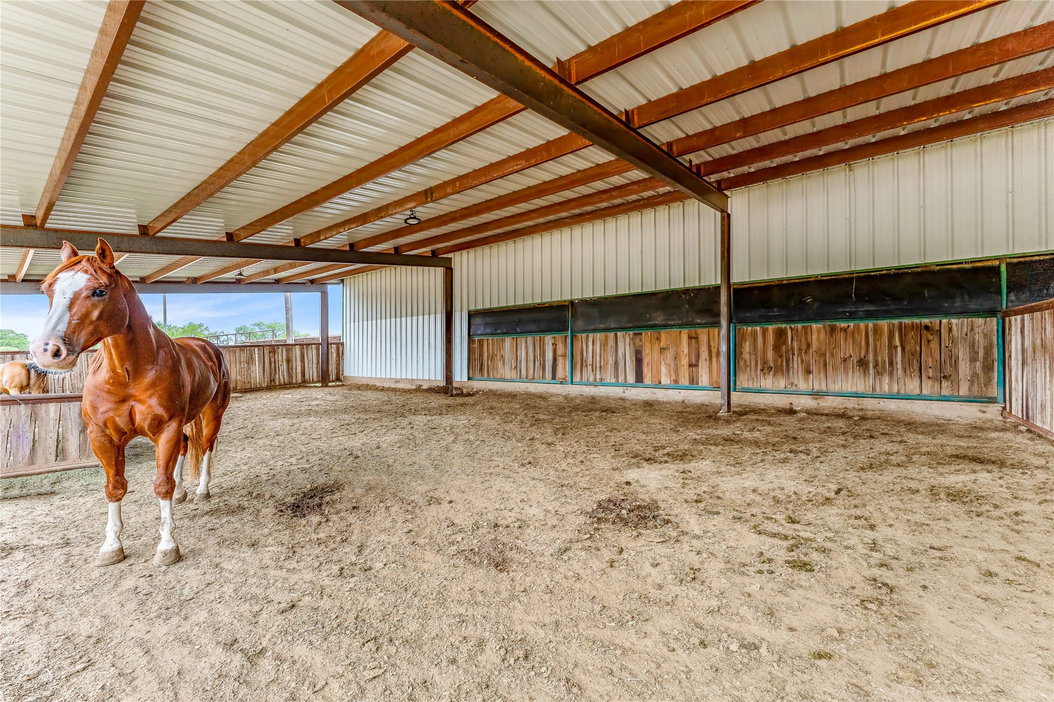 2283 US Highway 281 N