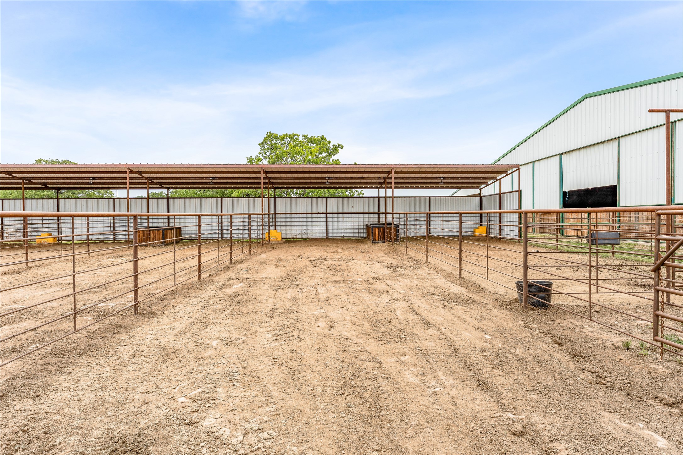 2283 US Highway 281 N