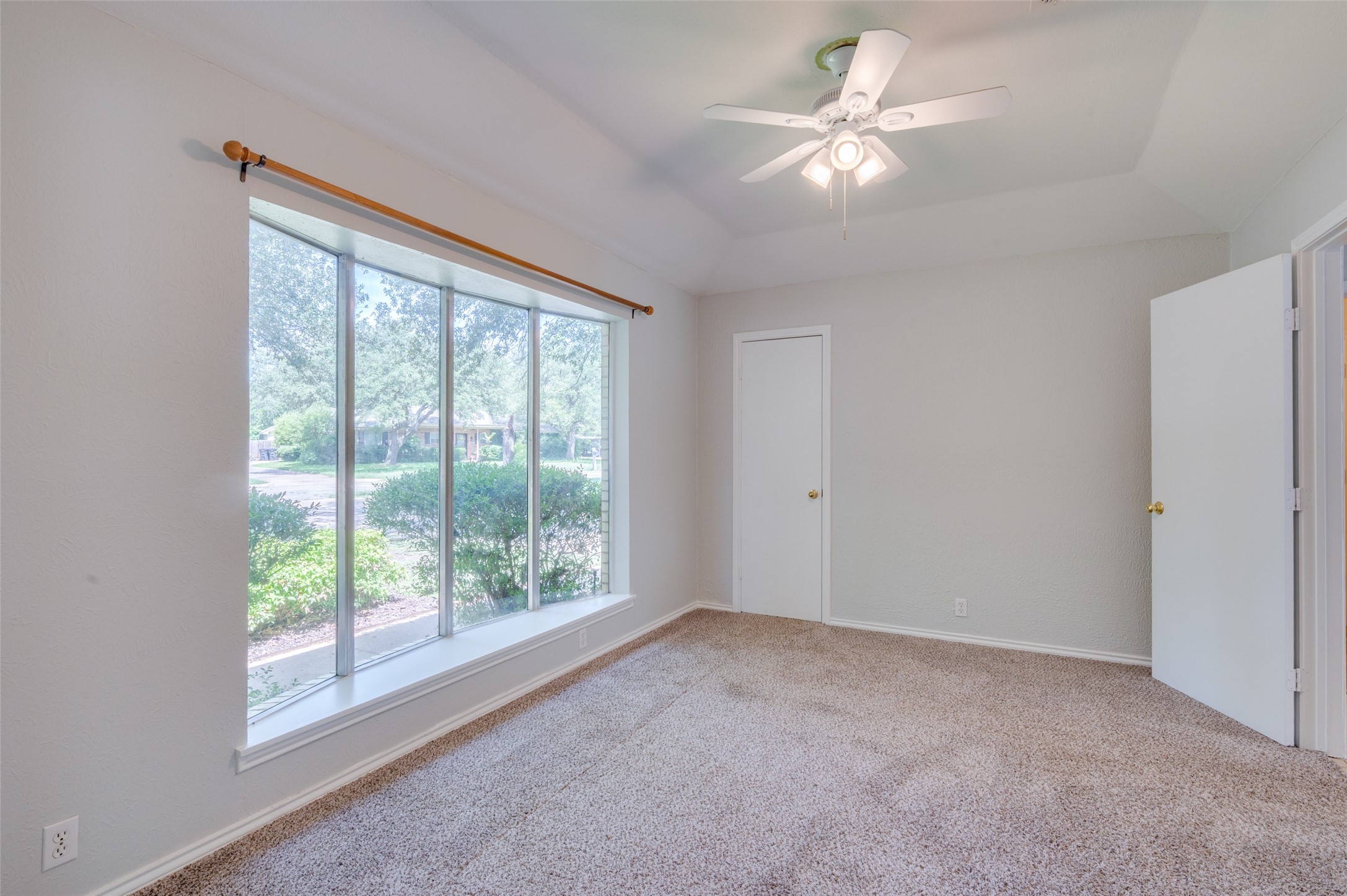 1111 Green River Trail