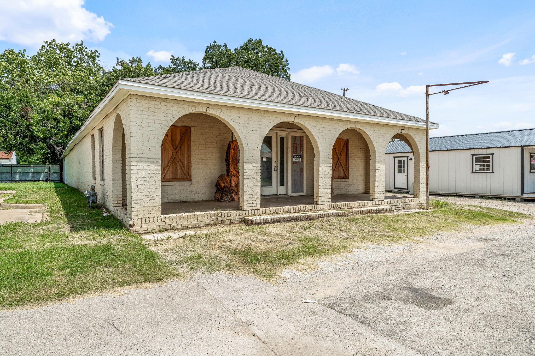 104 W Drive
