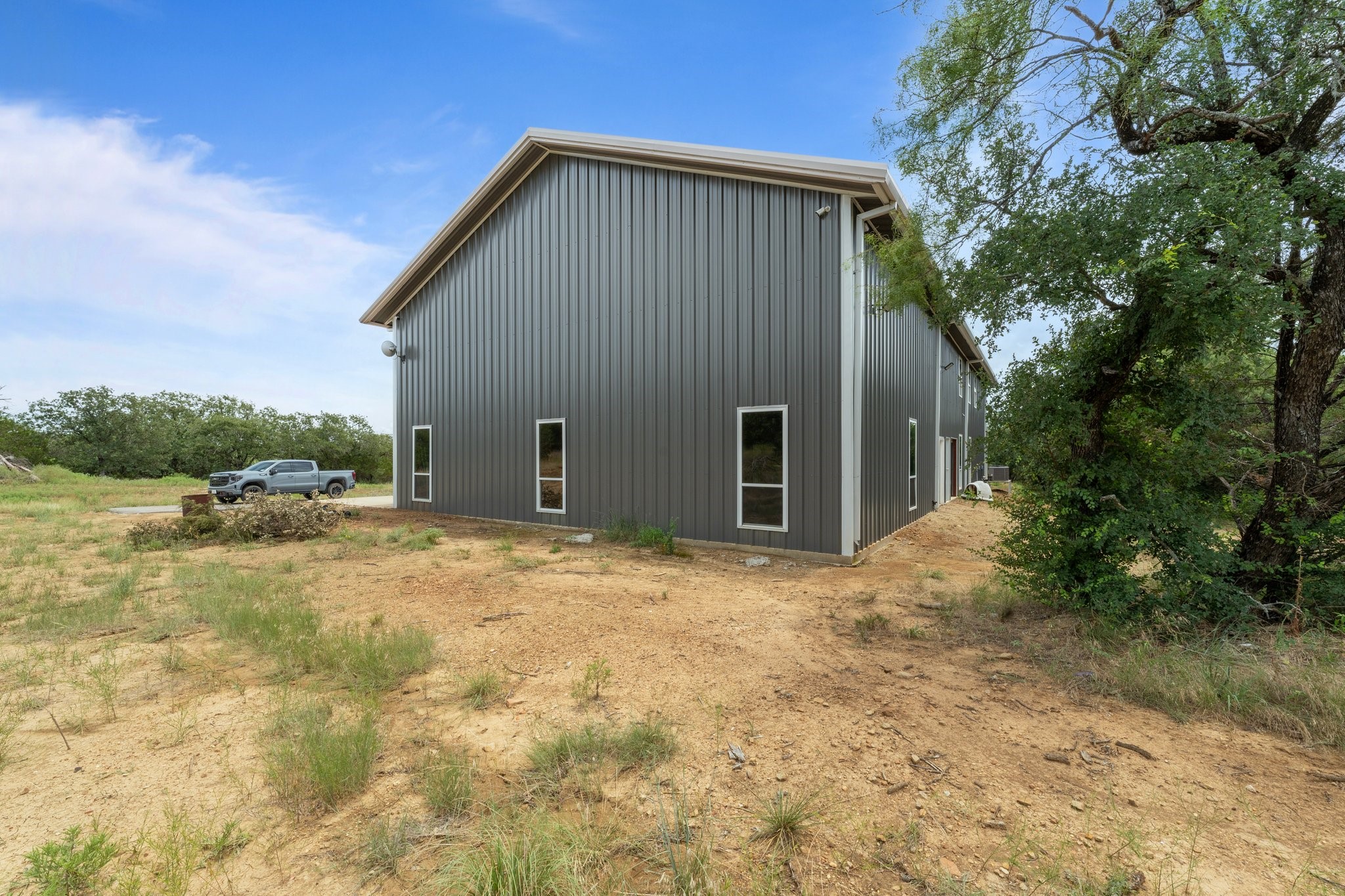 5977 N Fm 129