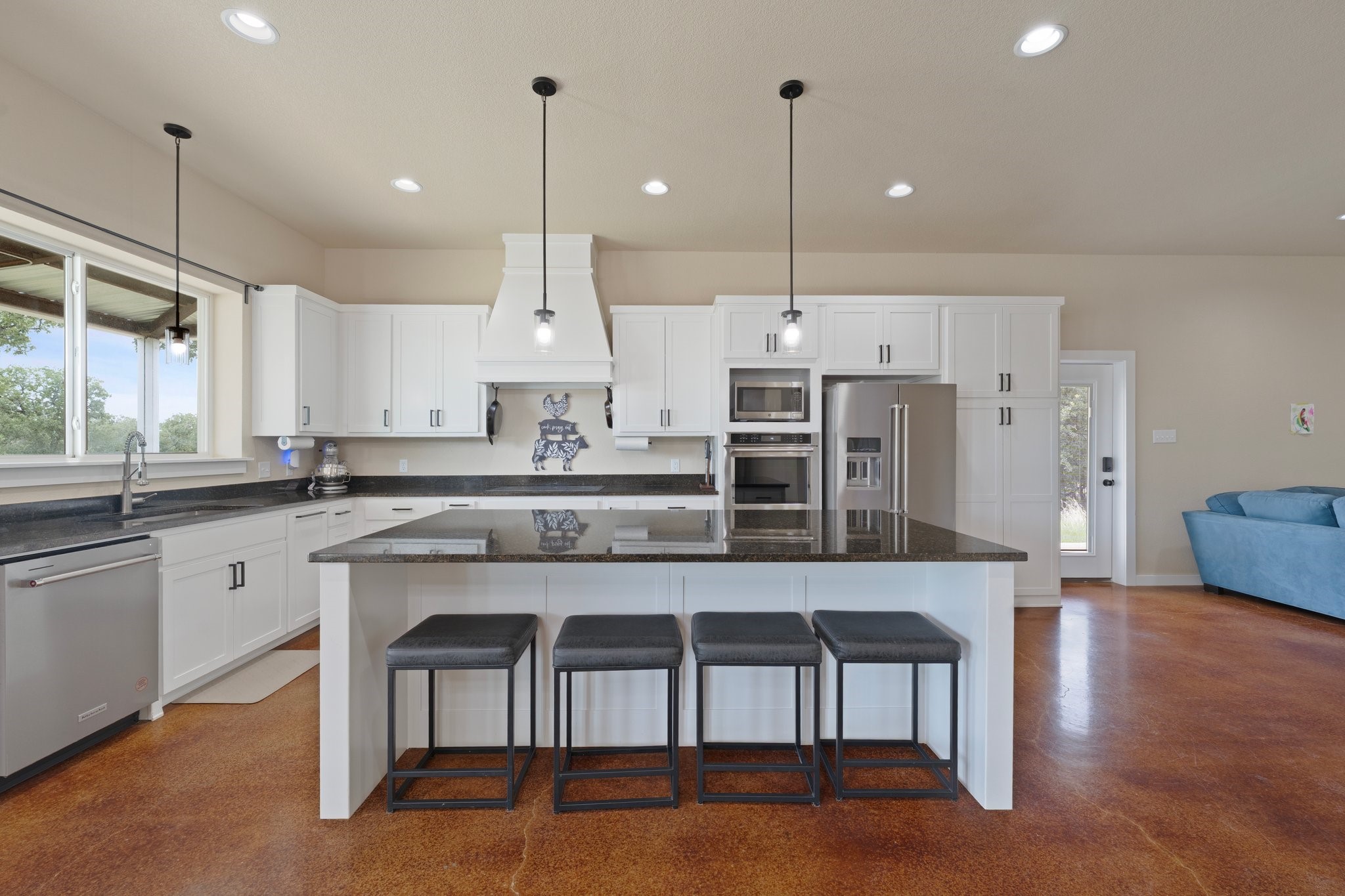 5977 N Fm 129