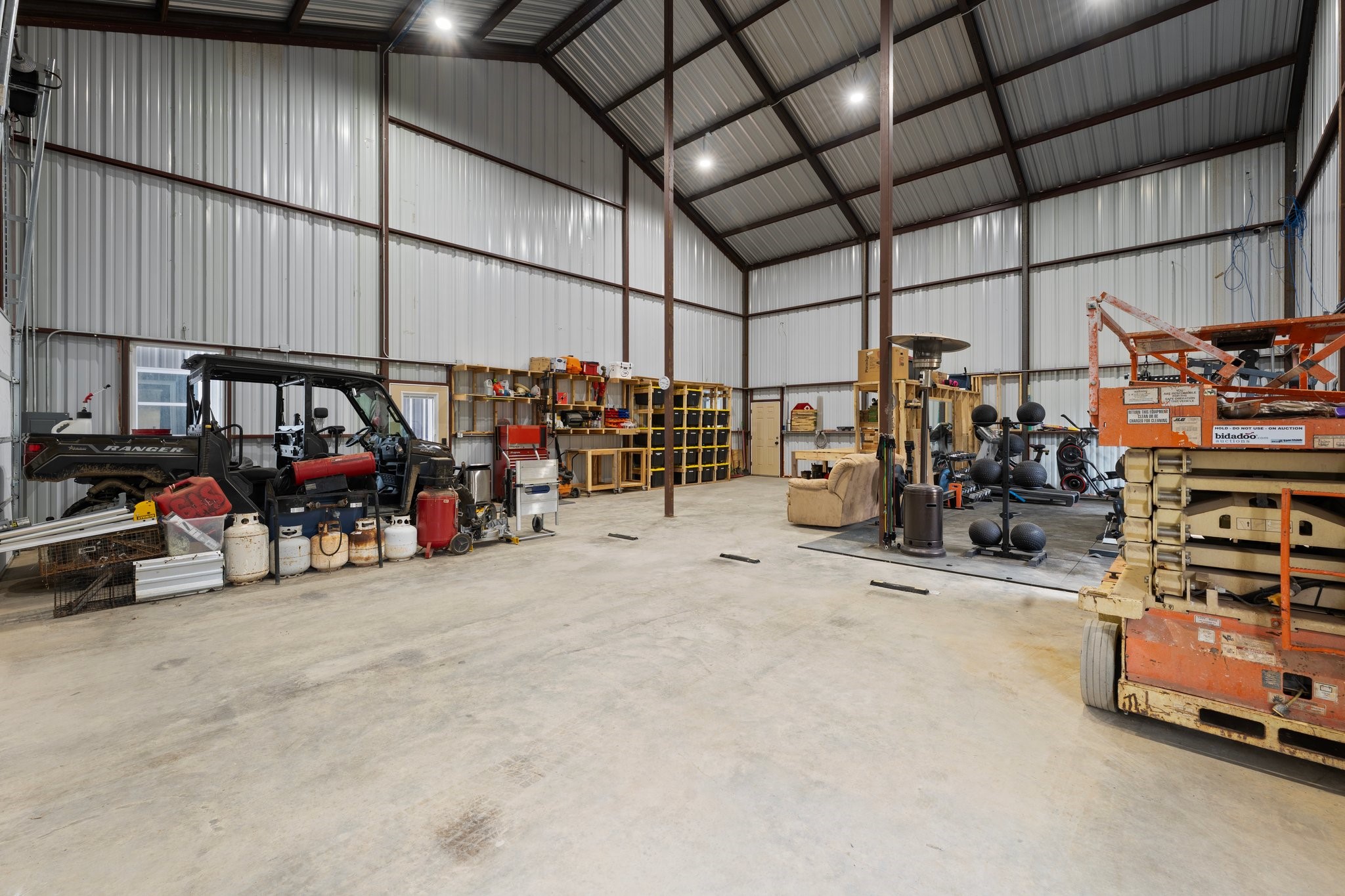 5977 N Fm 129