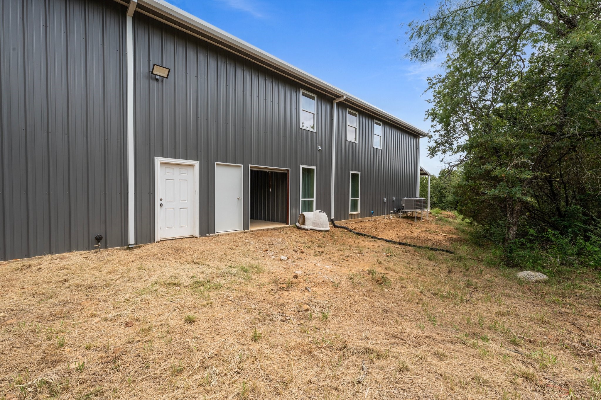 5977 N Fm 129