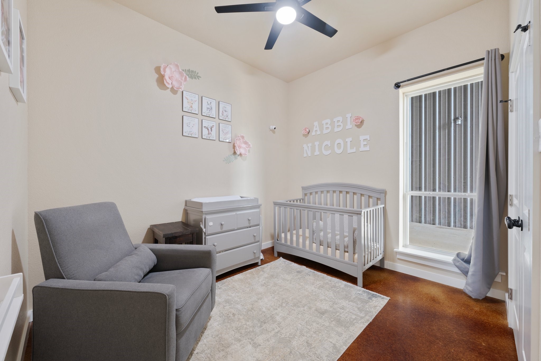 5977 N Fm 129