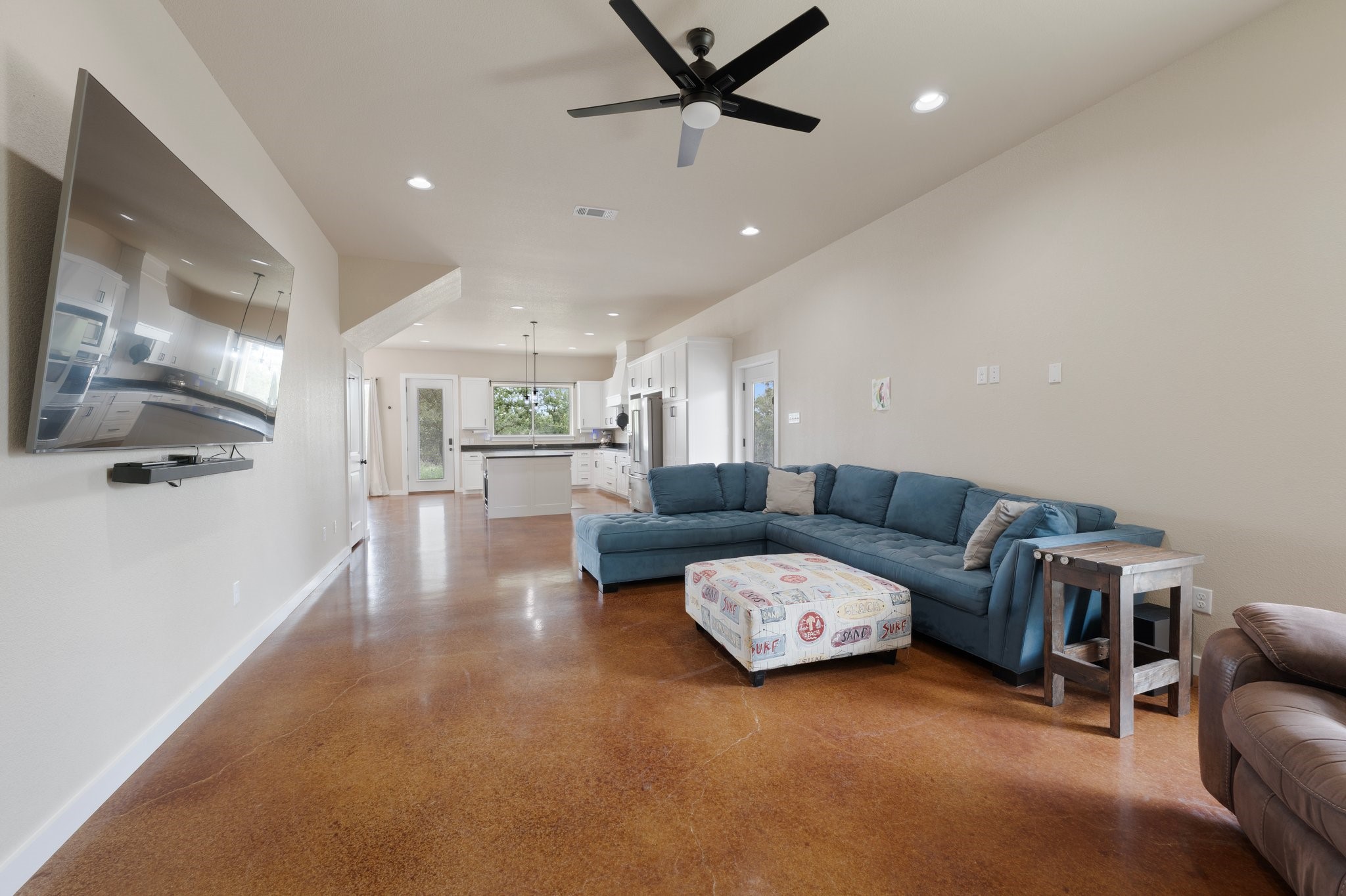 5977 N Fm 129