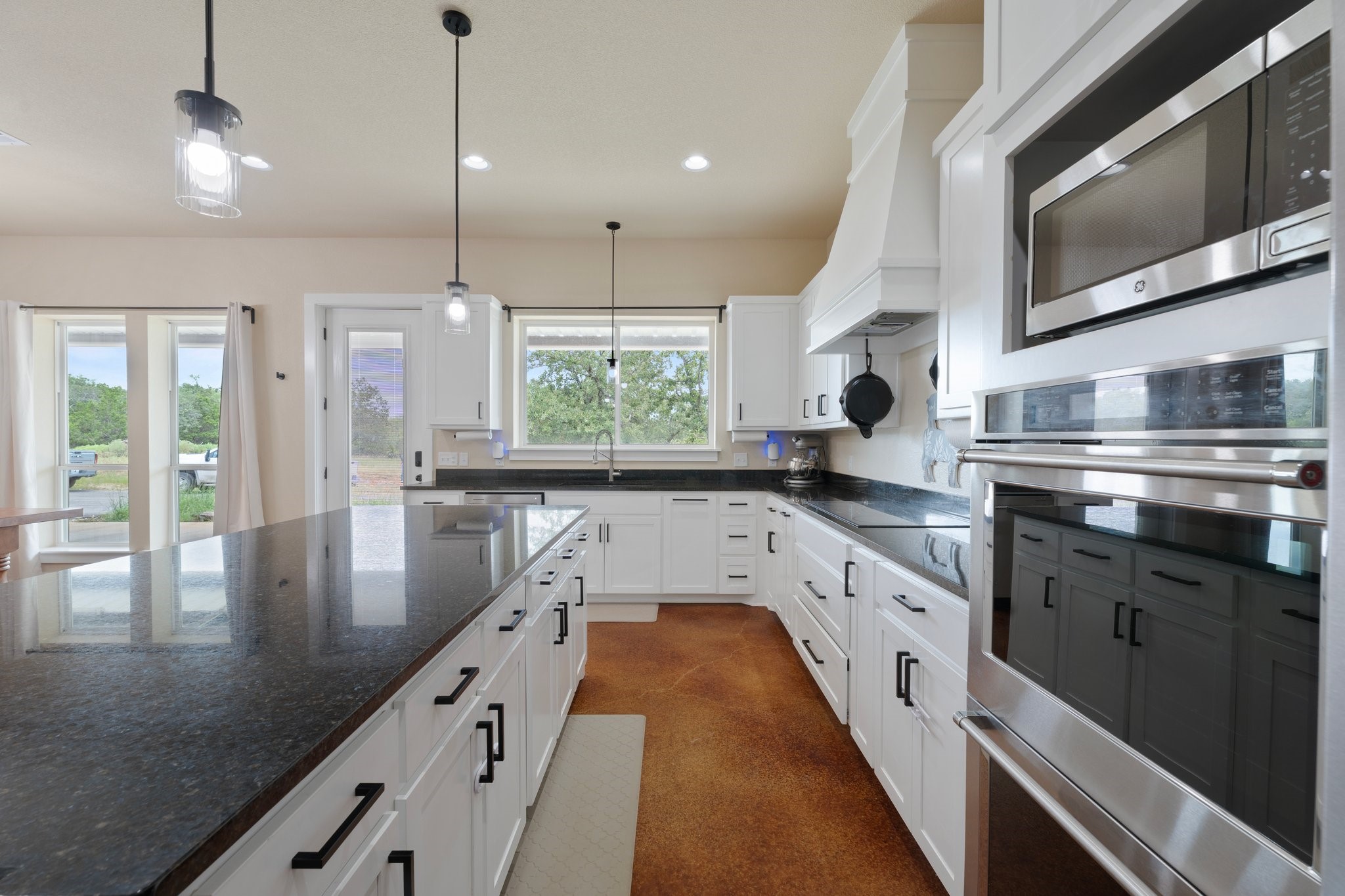 5977 N Fm 129