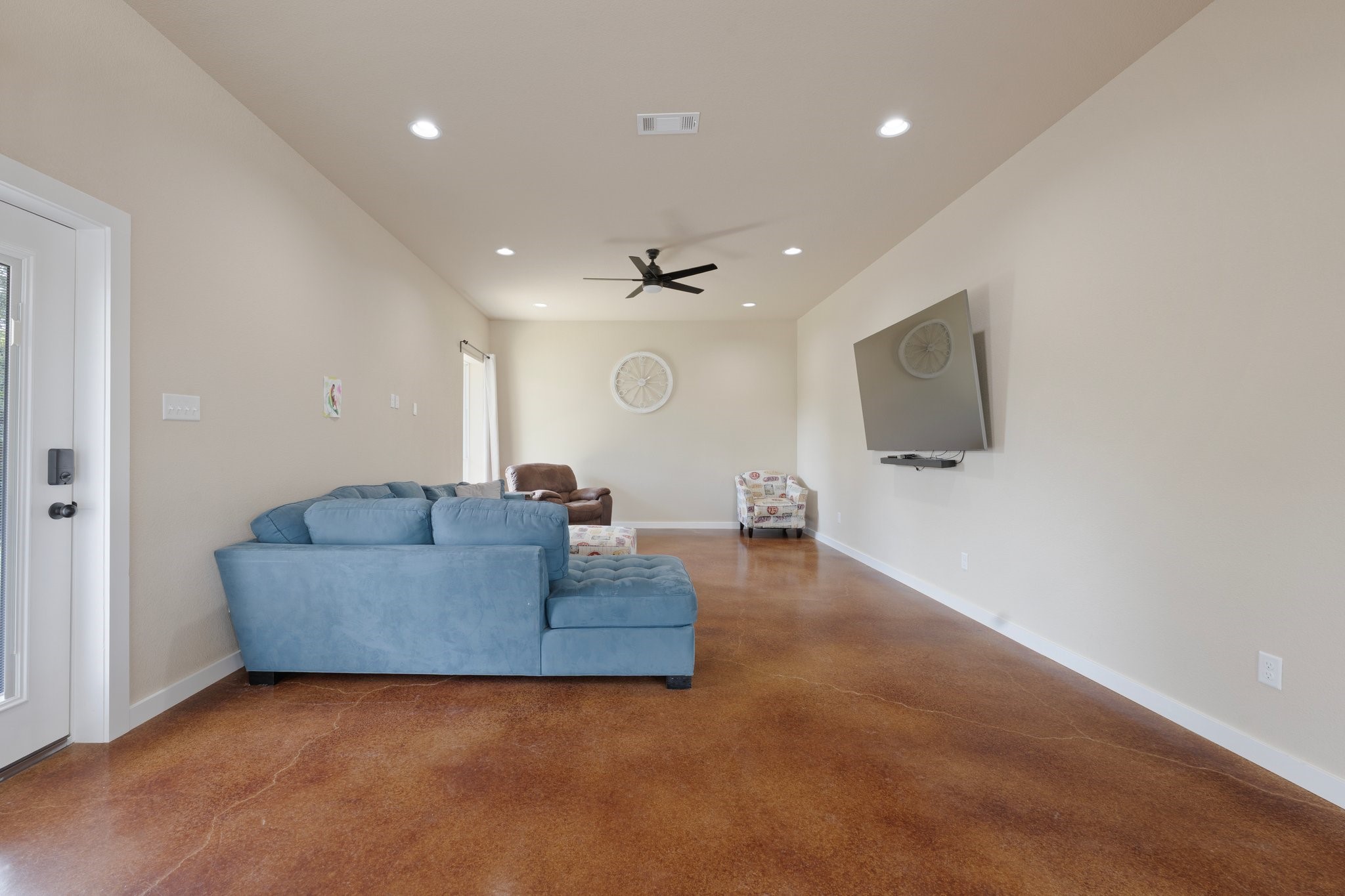 5977 N Fm 129