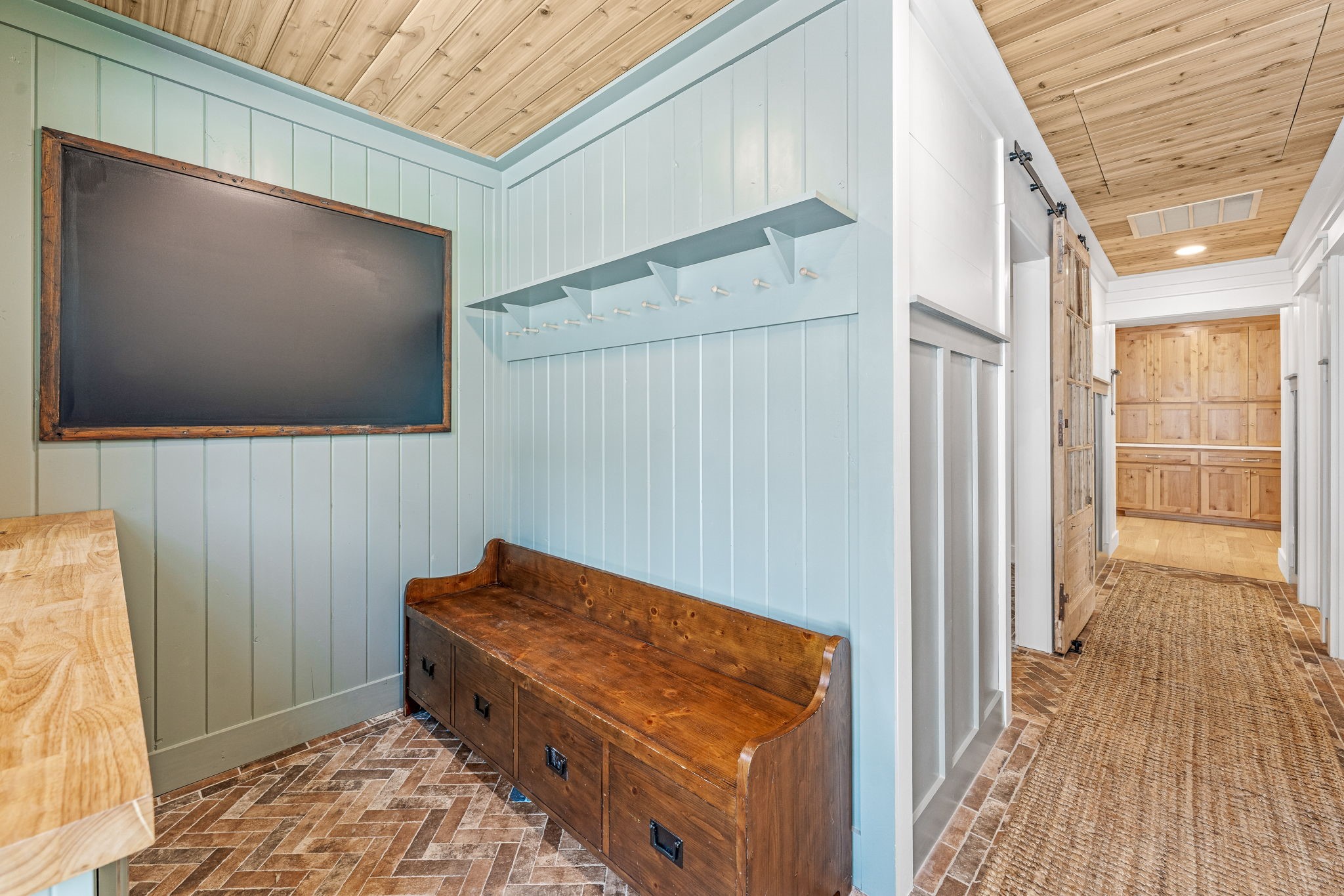 7101 Contrary Creek Road