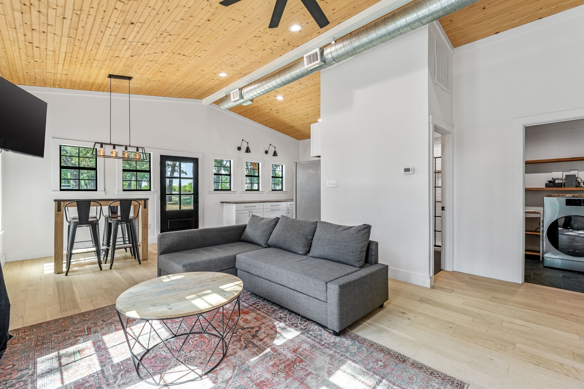 7101 Contrary Creek Road