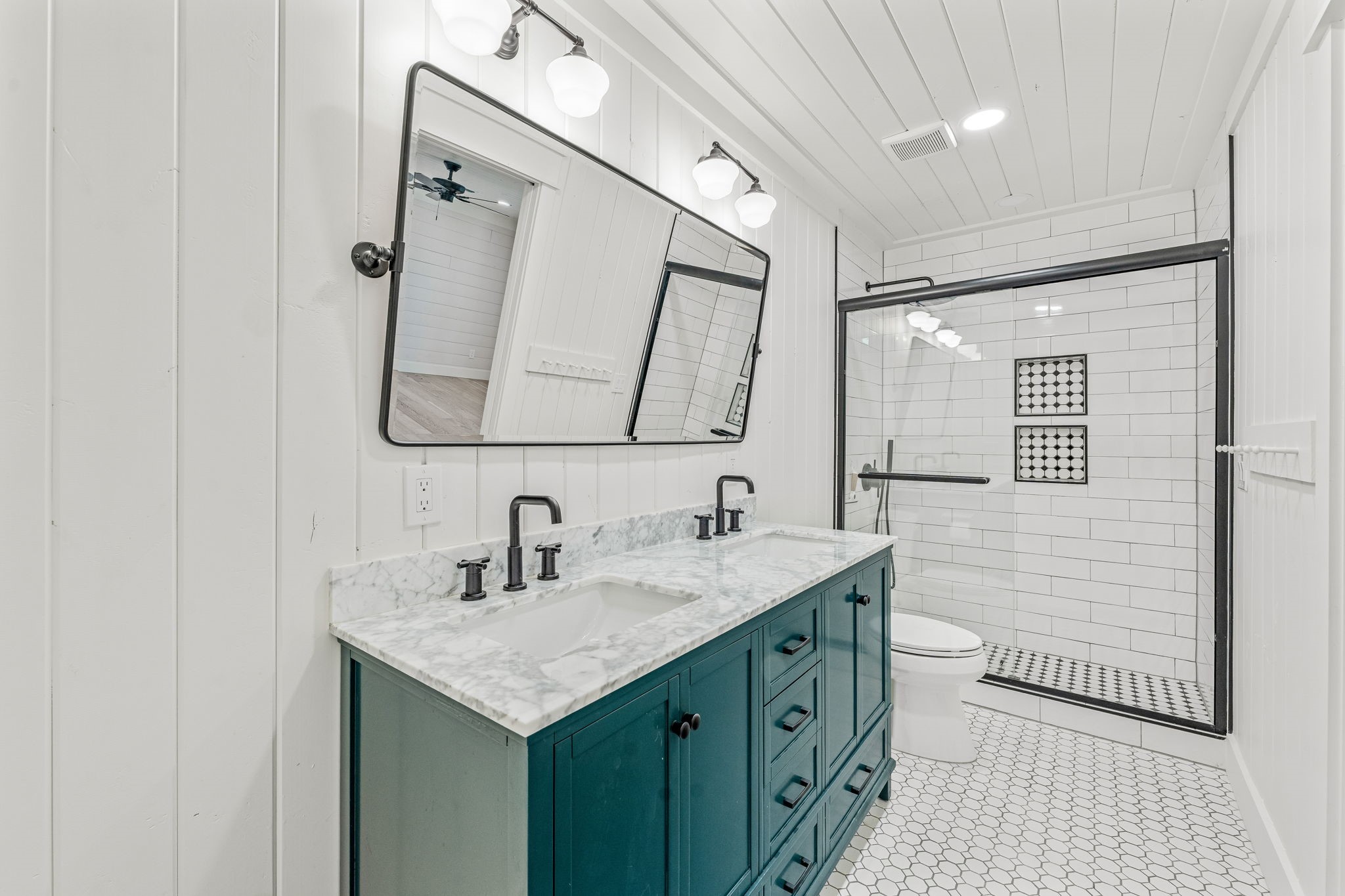 7101 Contrary Creek Road