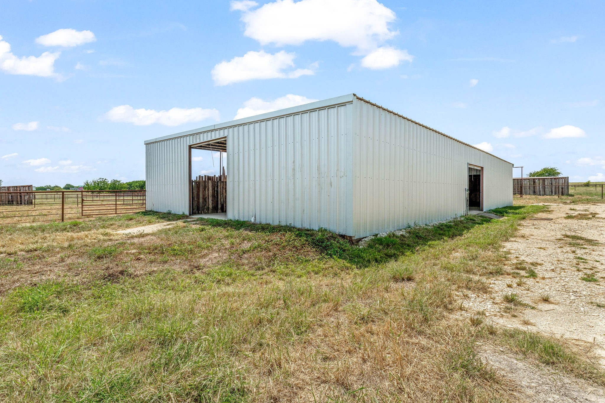 4470 Farm Road 219