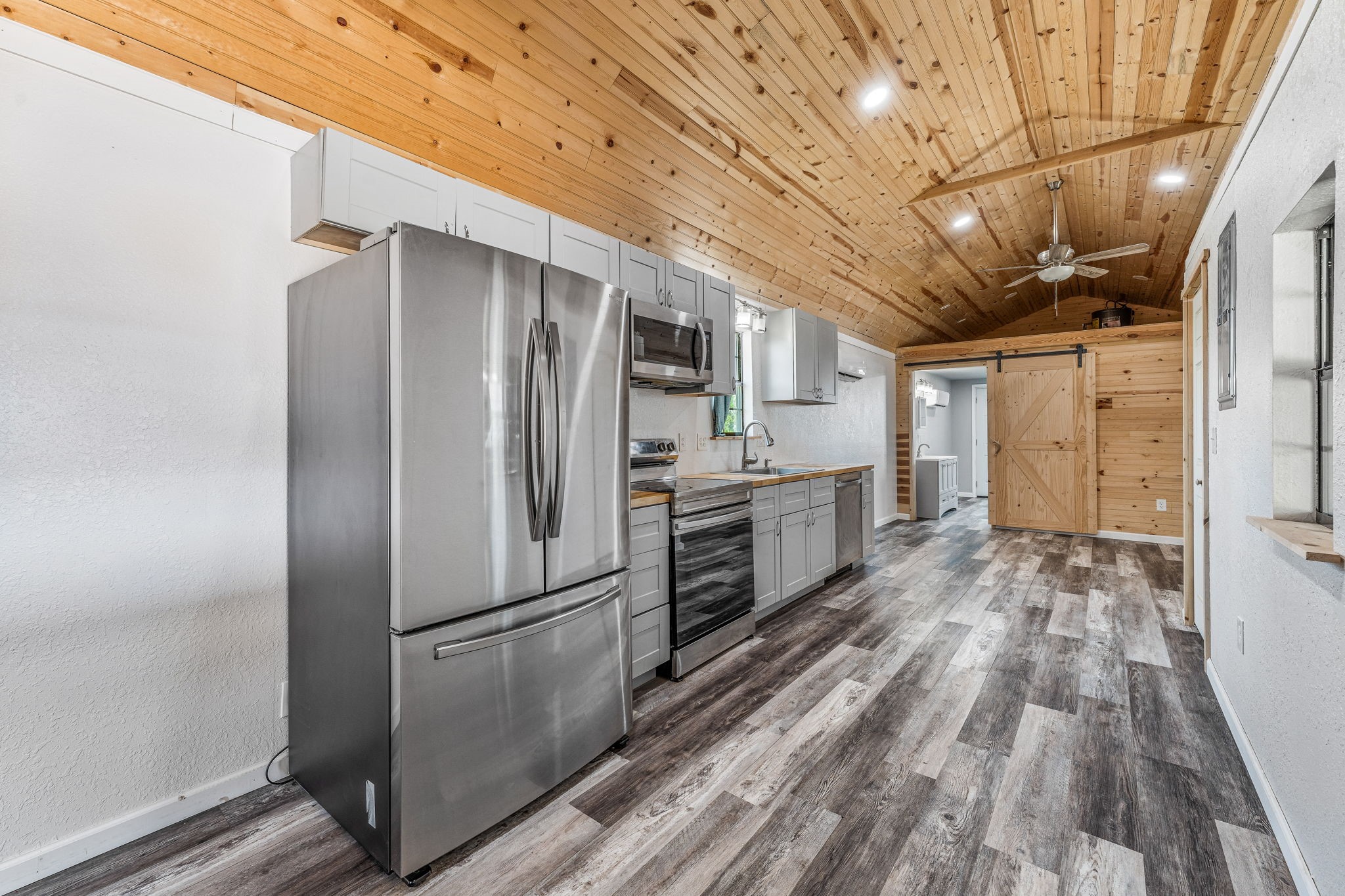 4470 Farm Road 219