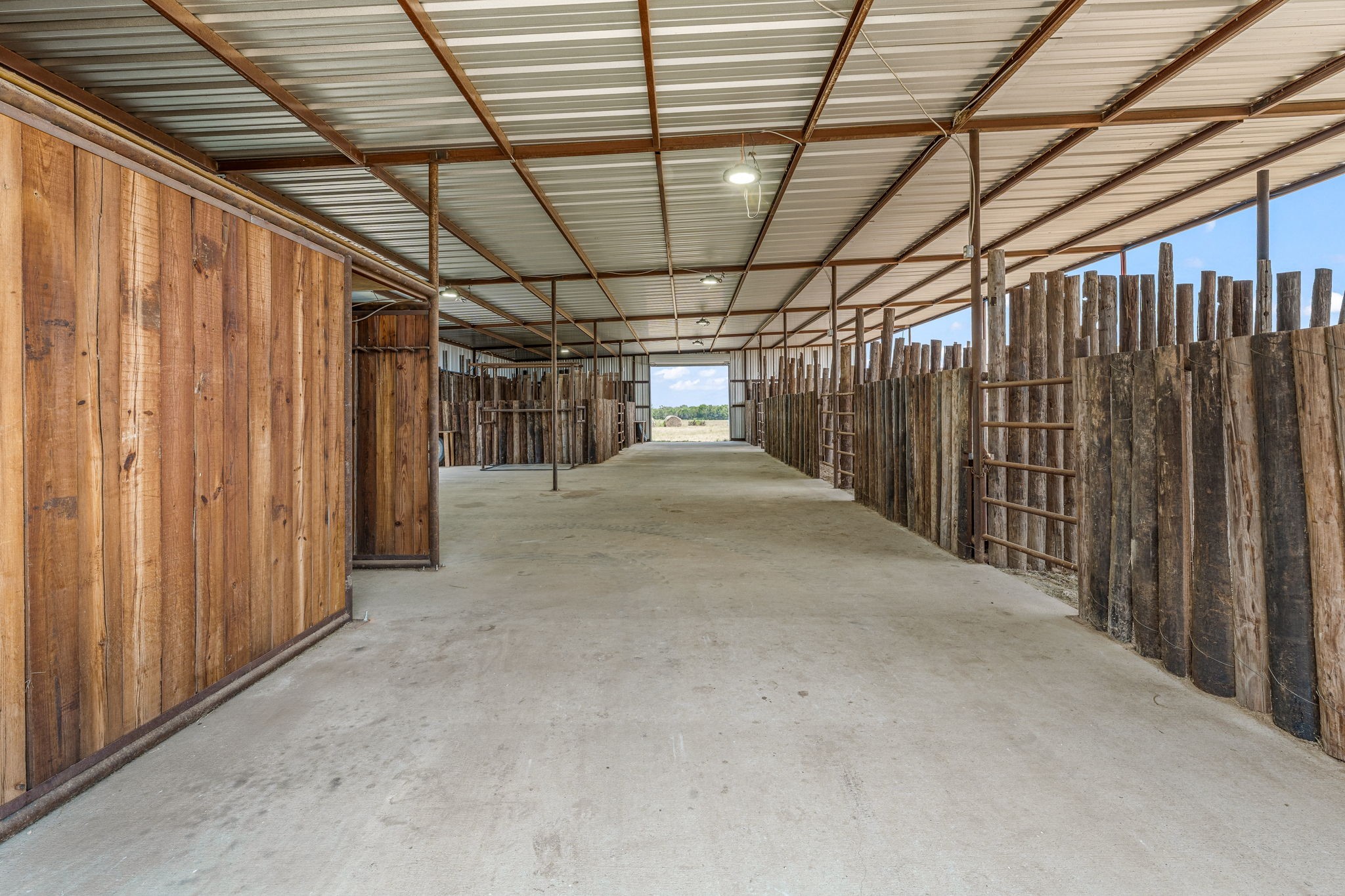 4470 Farm Road 219