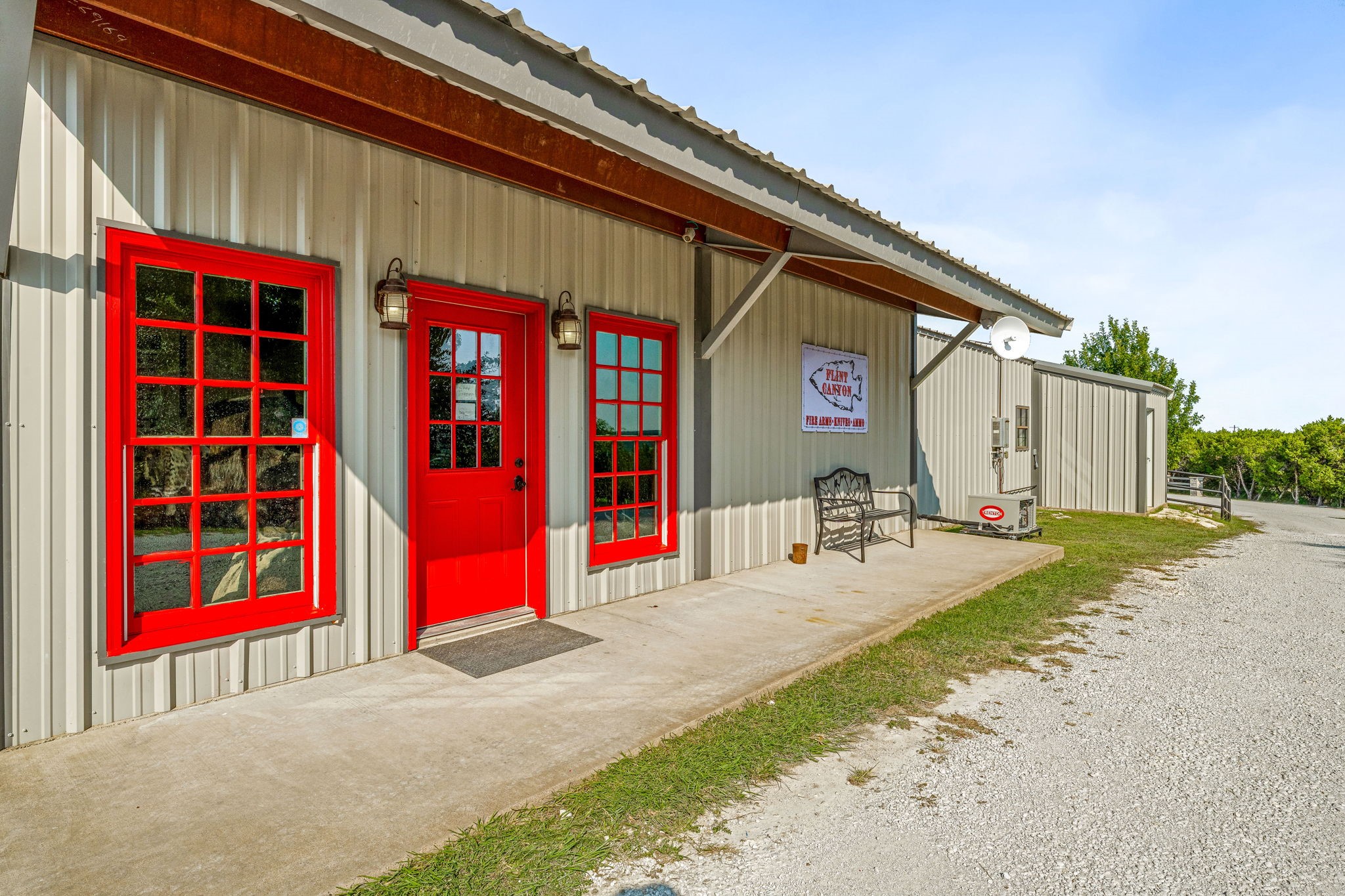 1321 N Fm 56