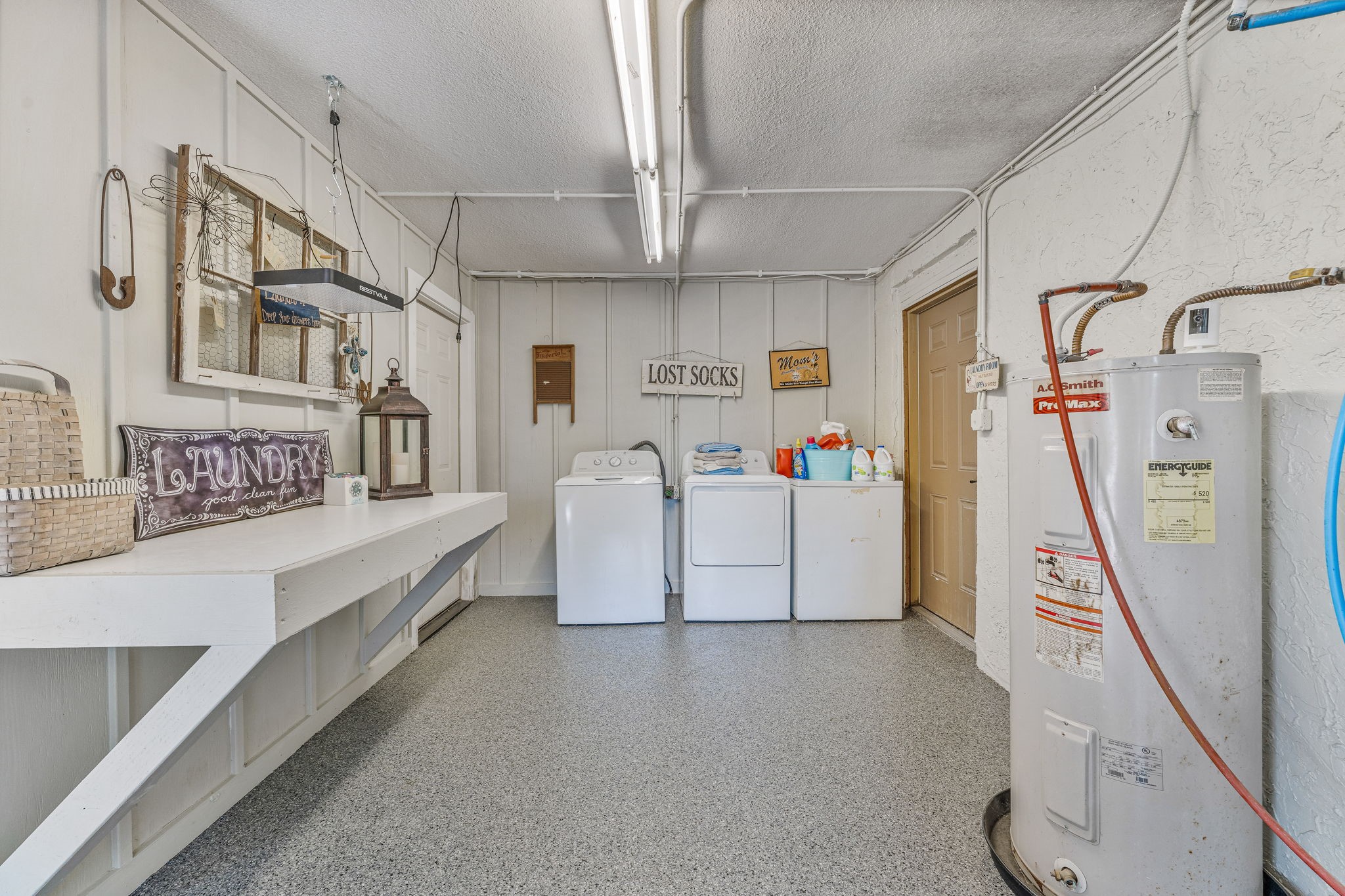 1321 N Fm 56