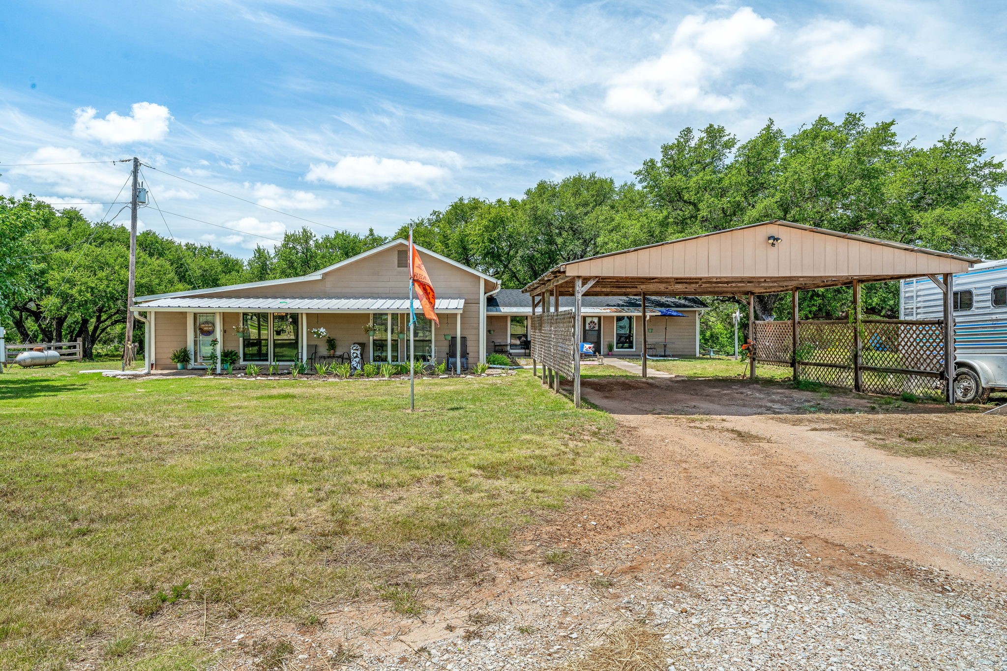 2991 N Farm to Market 200