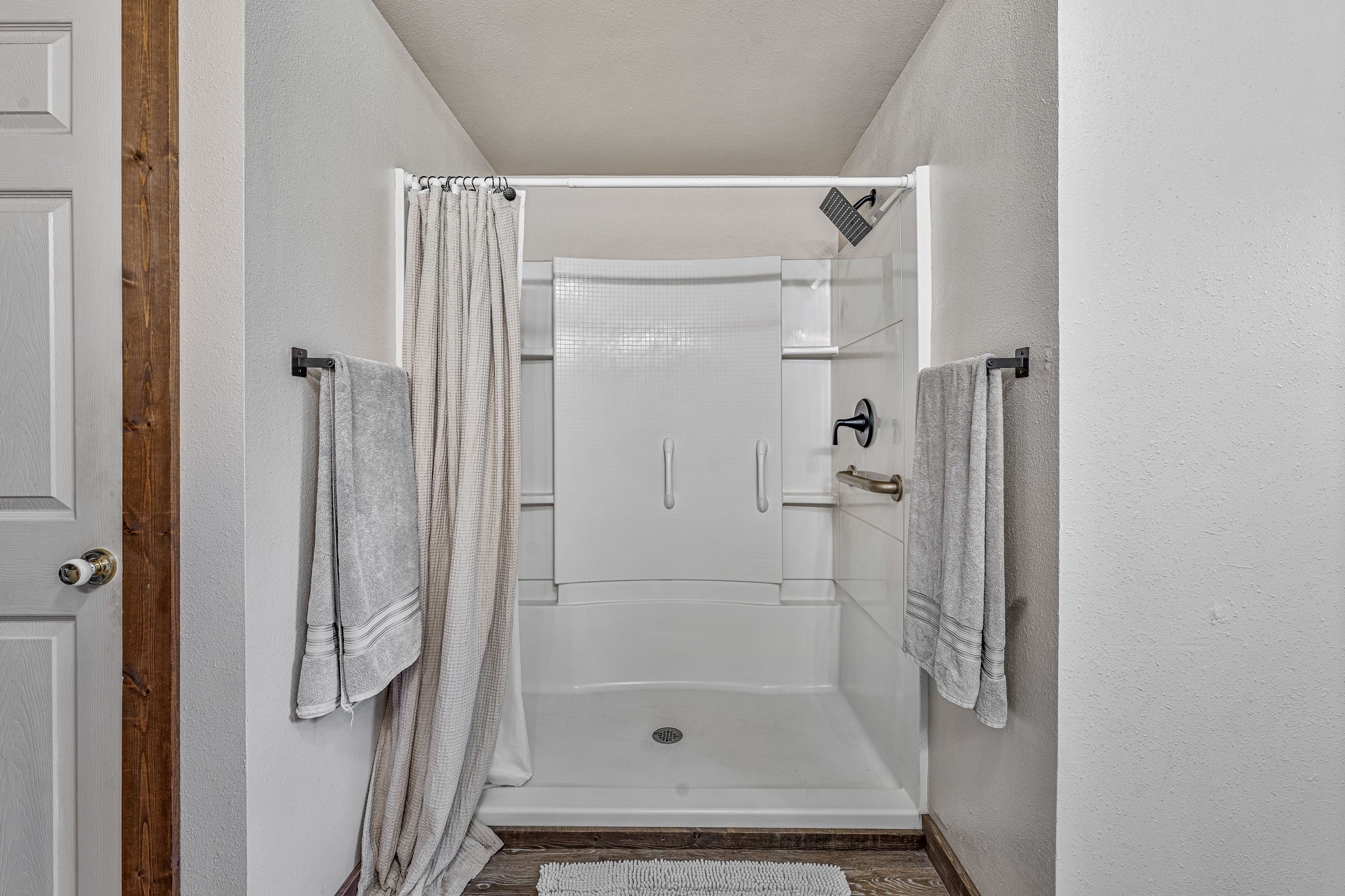 2991 N Farm to Market 200