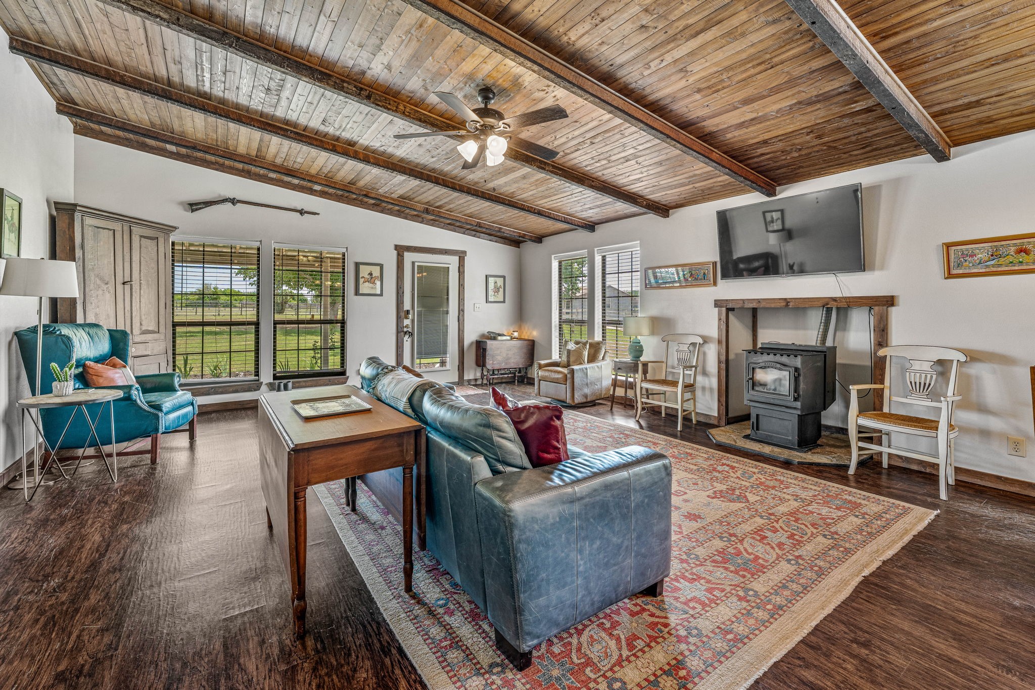 2991 N Farm to Market 200