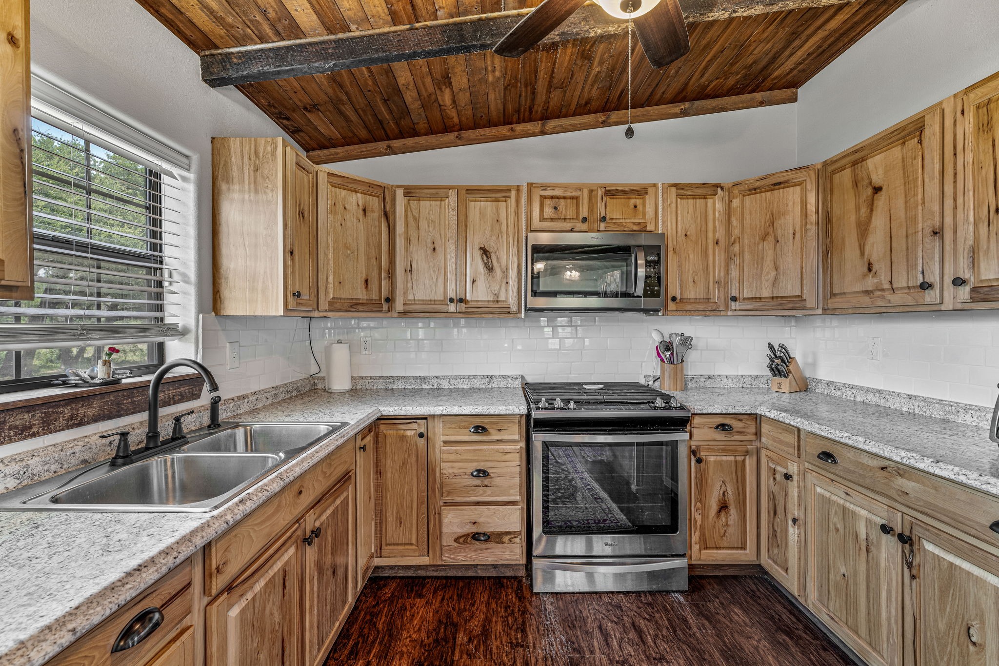 2991 N Farm to Market 200