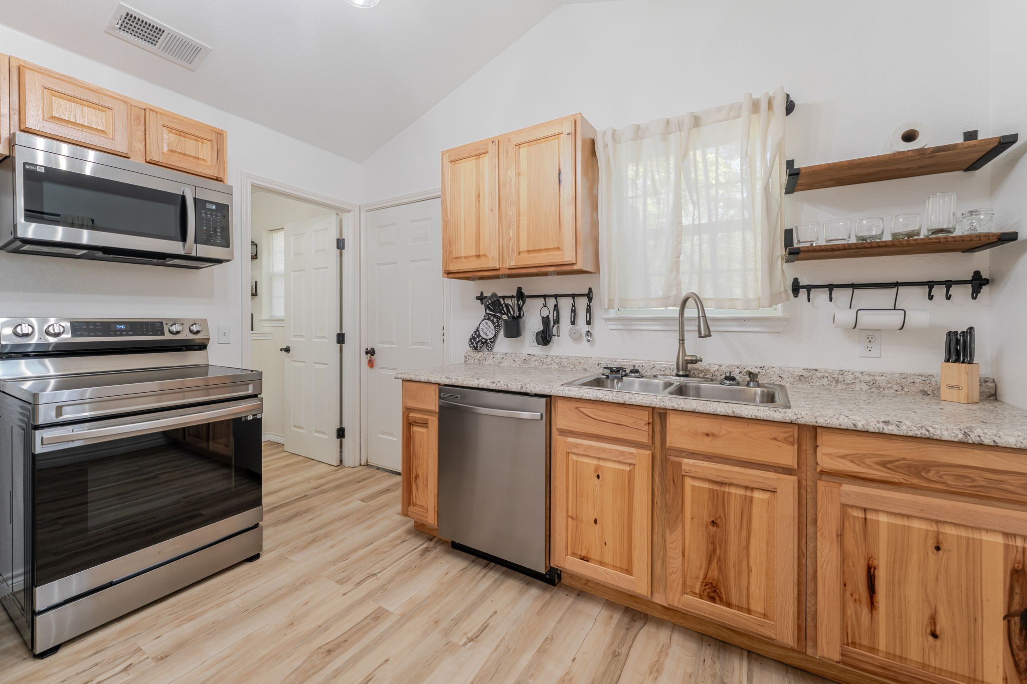 2417 Elk Trail