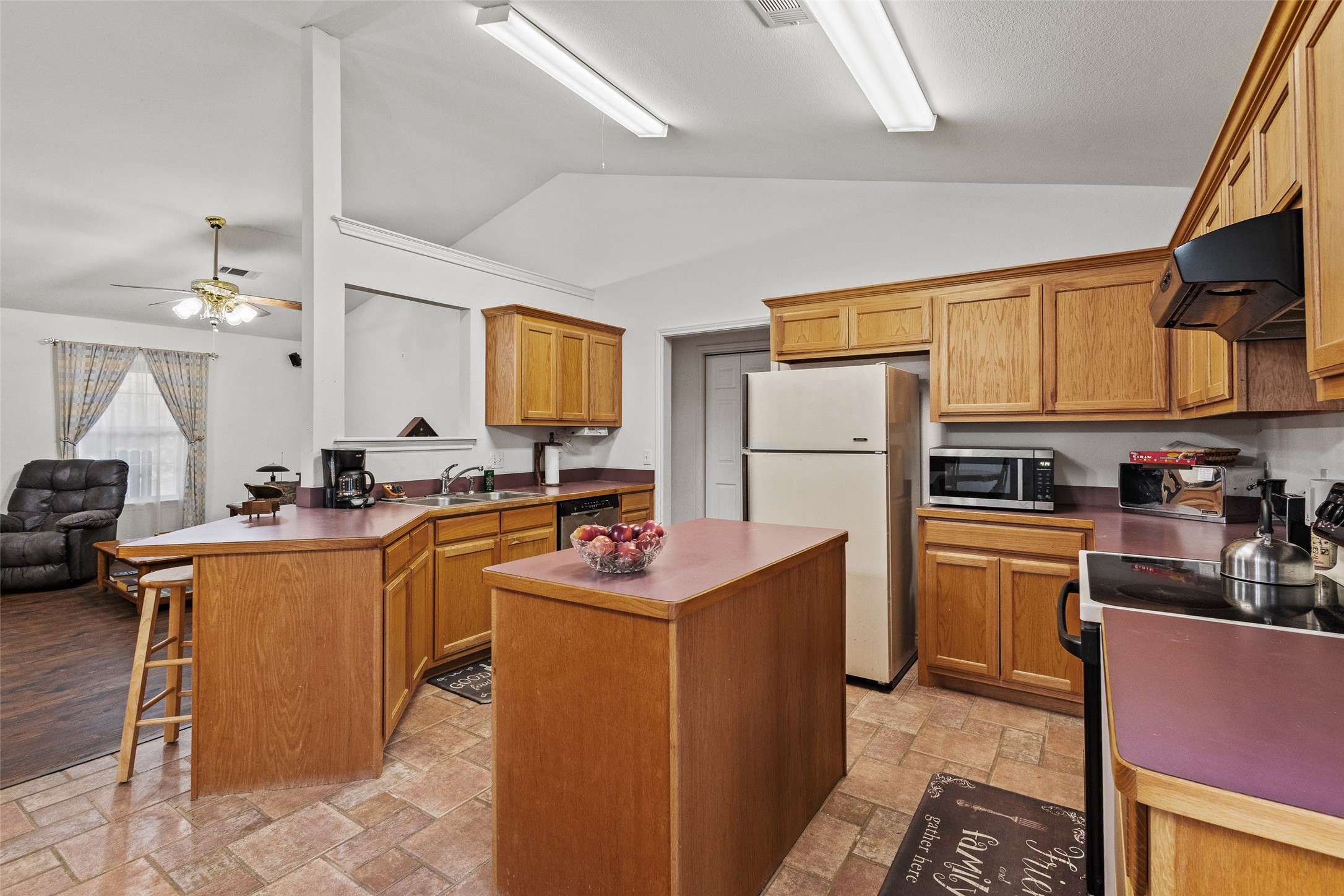 80 N Campbell Road
