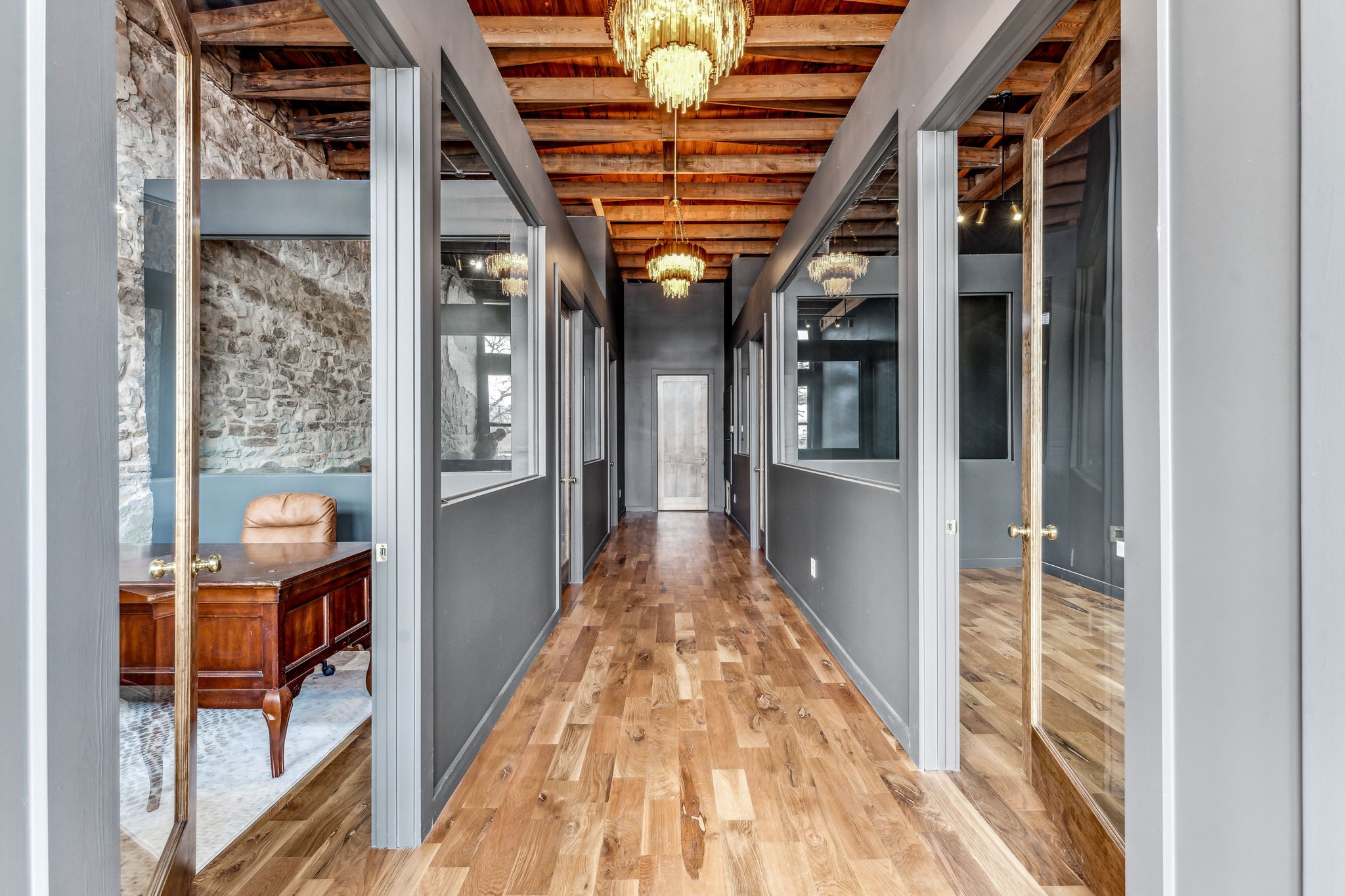 104 S Kickapoo Street 201