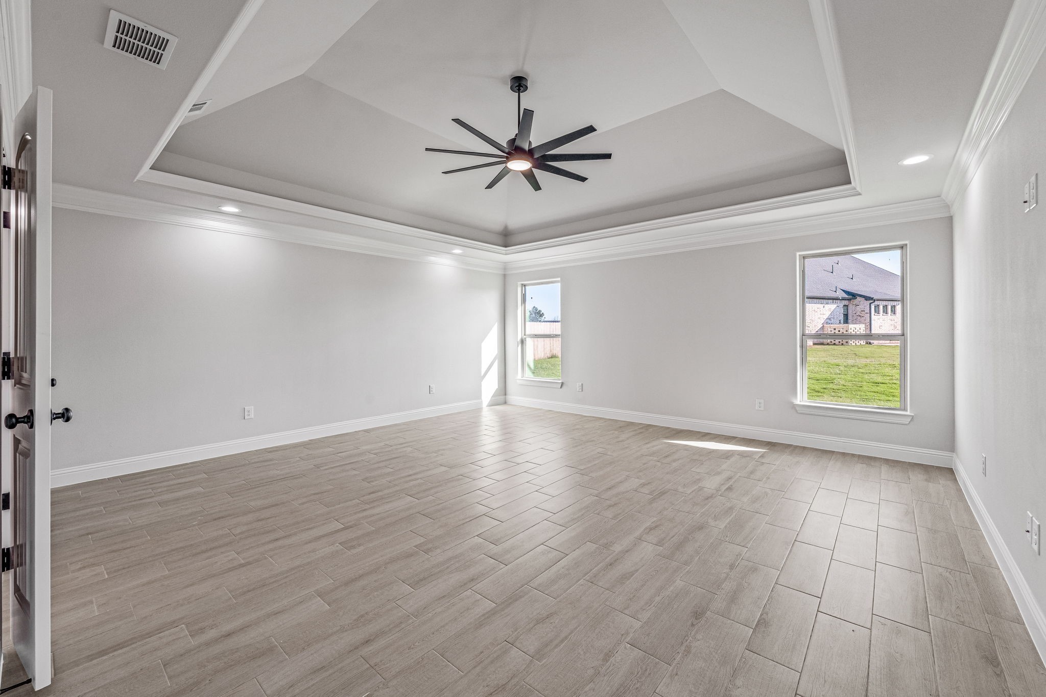 2160 Middlewood Circle