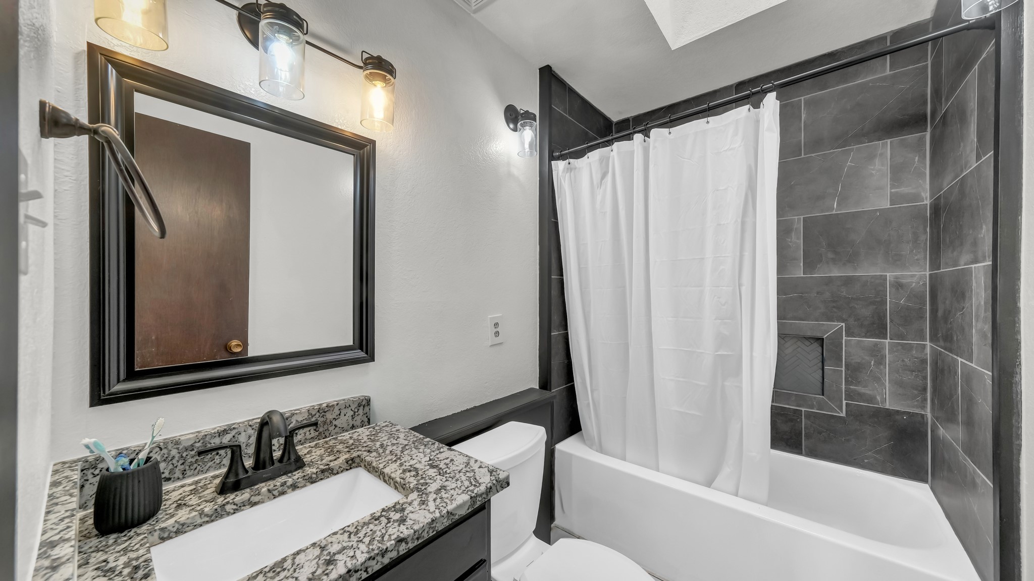 4404 County Road 805b