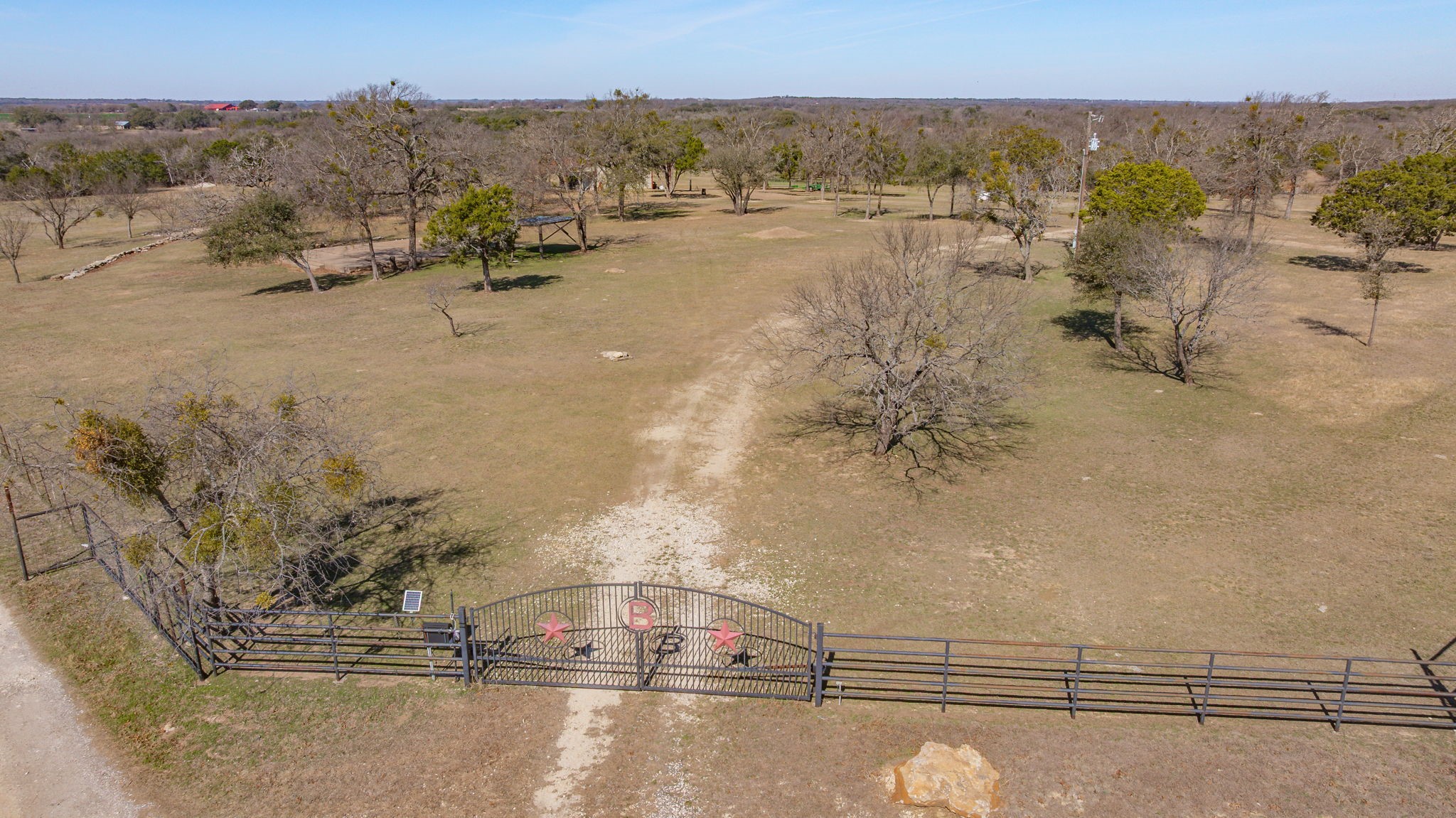 1303 Private Road 1485