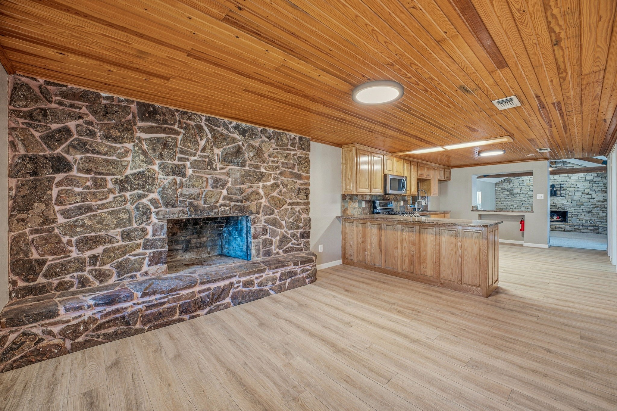 405 S Hannaford Street