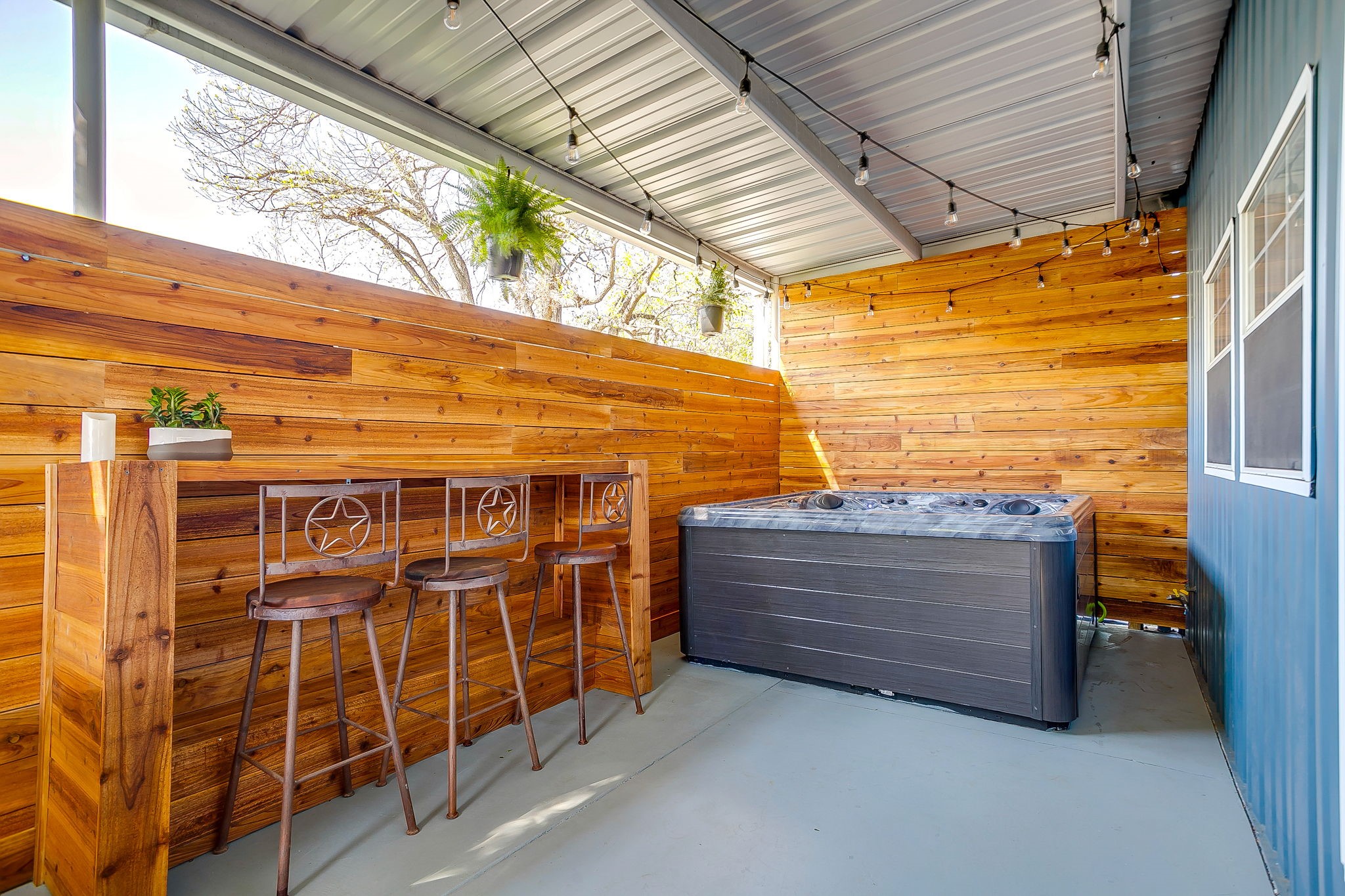 303 Gandy Street