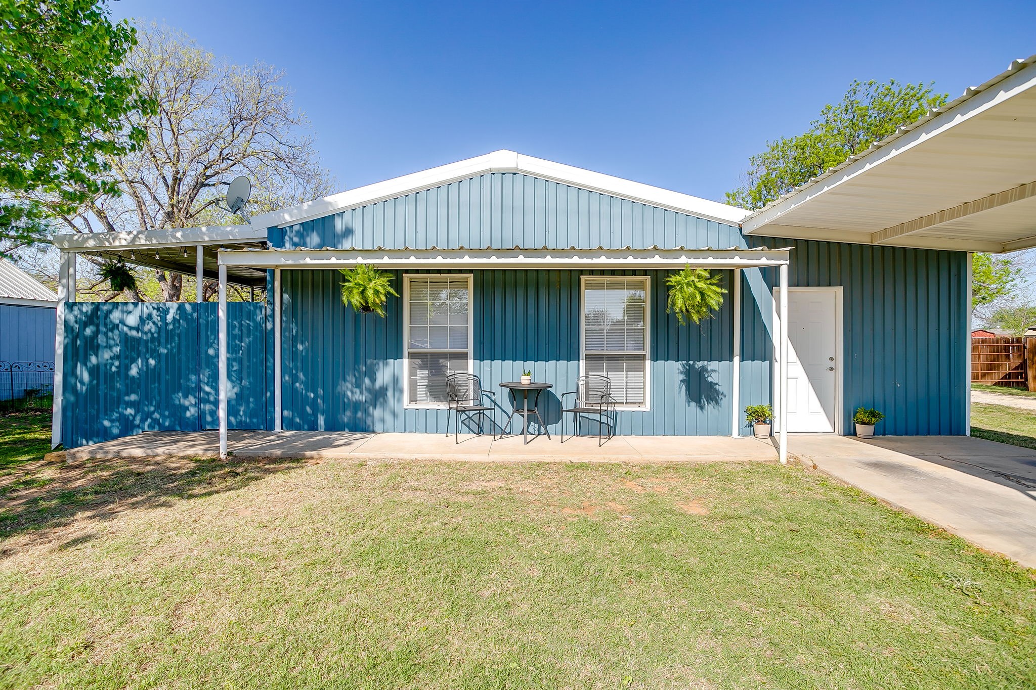 303 Gandy Street