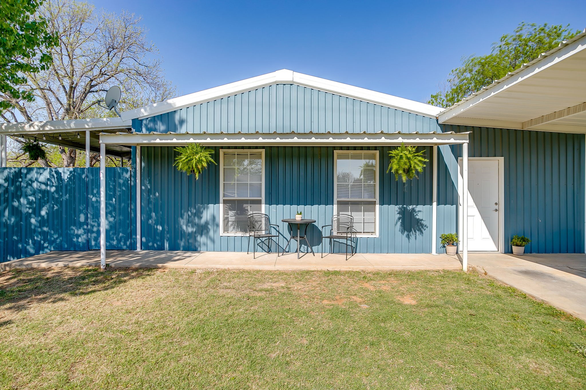 303 Gandy Street