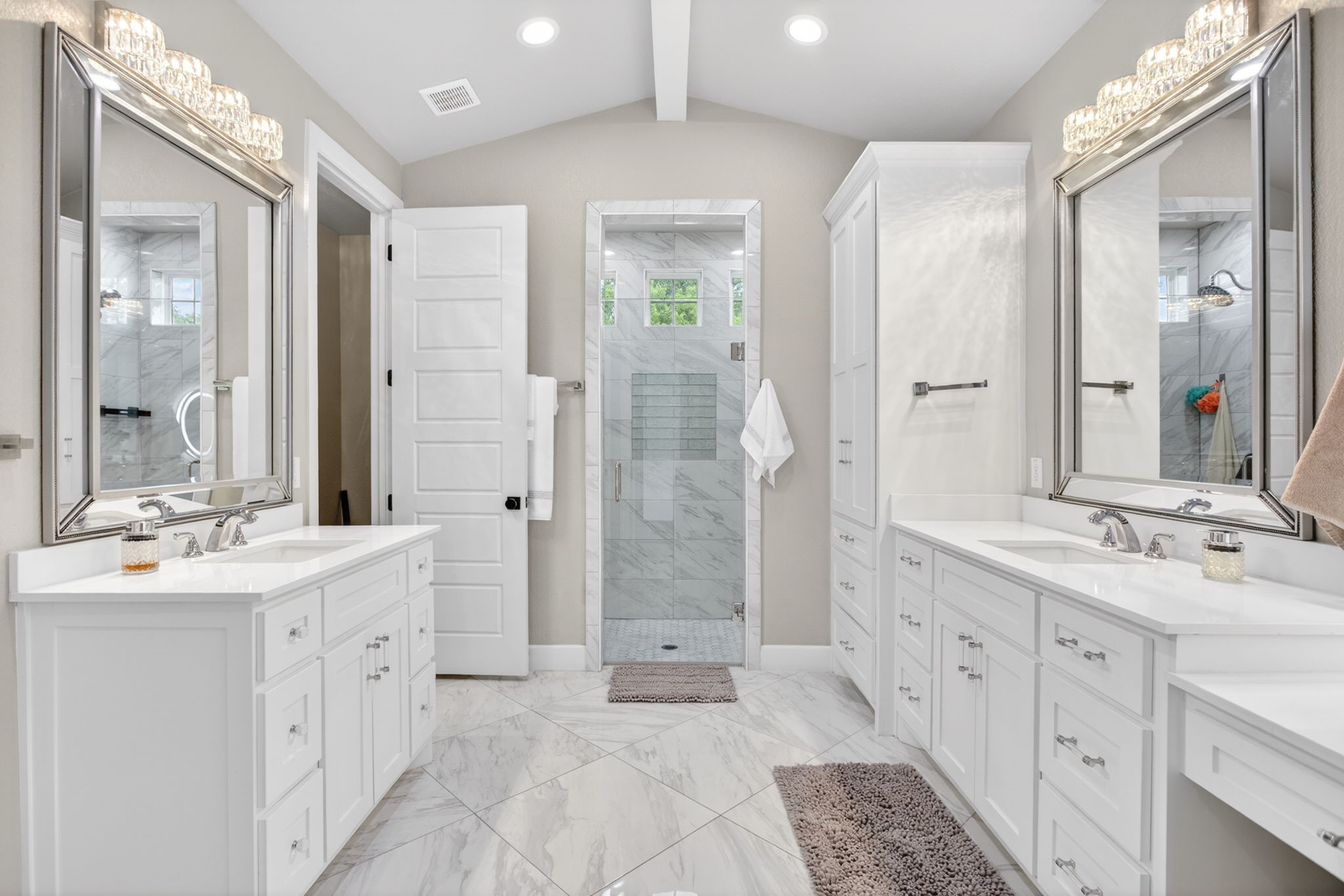4004 Legend Trail