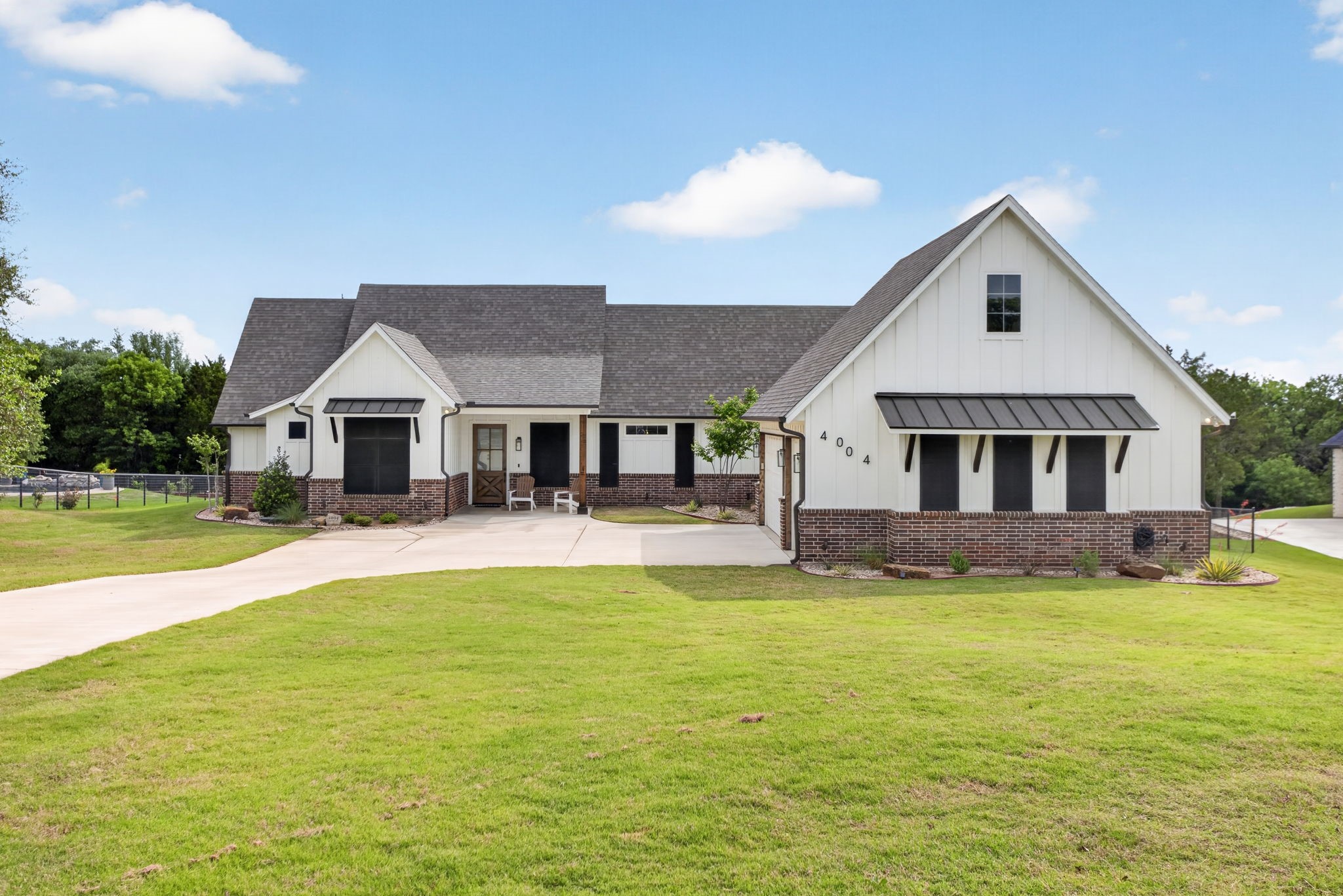 4004 Legend Trail