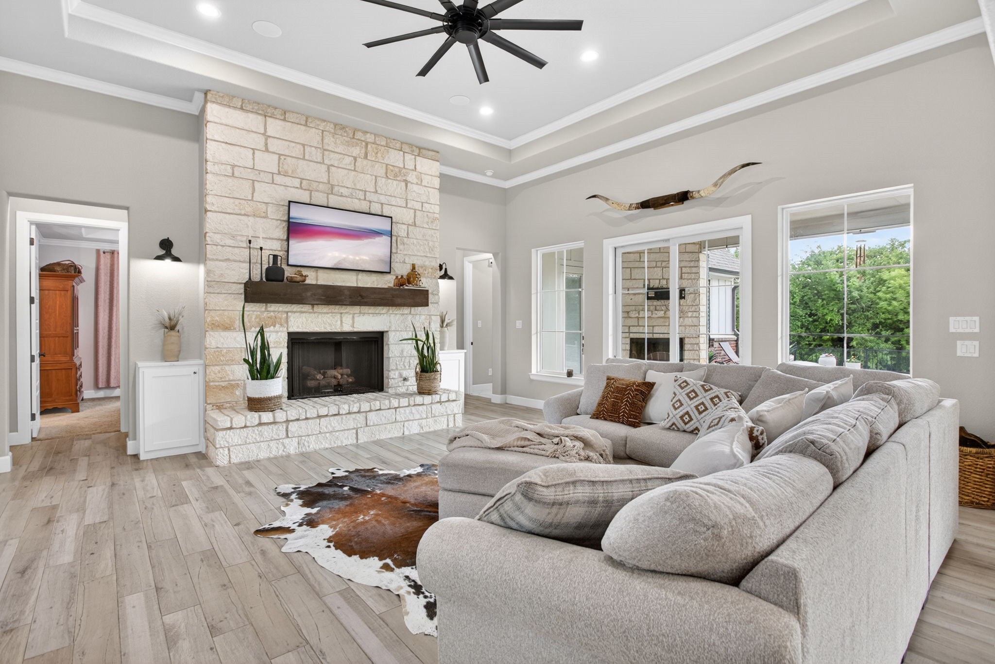 4004 Legend Trail